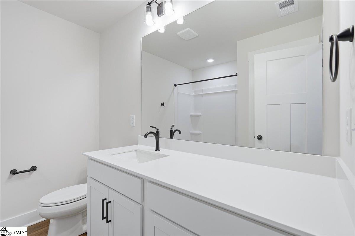 430 Crestcreek Drive Property Photo 23