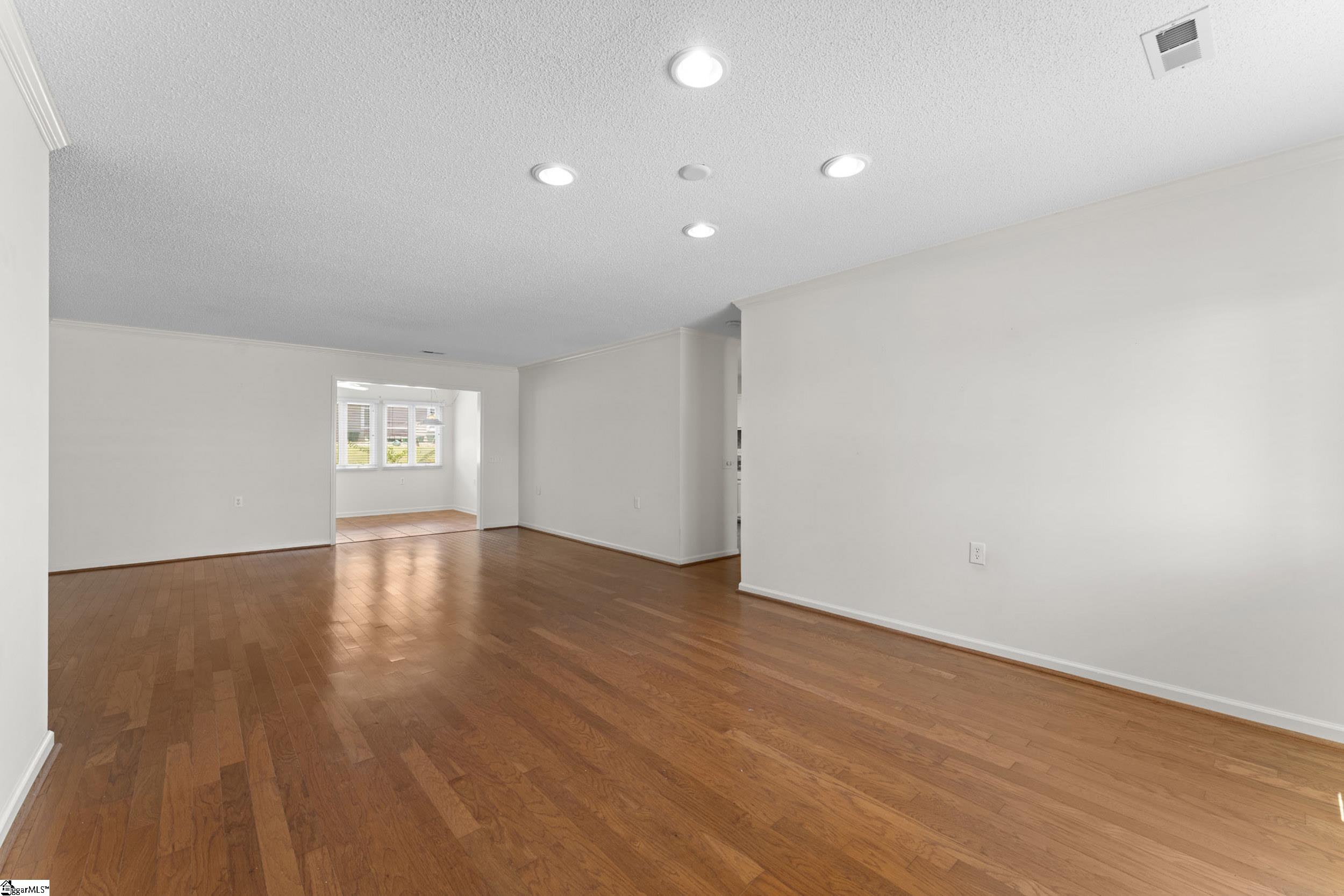 1 Sunbriar Drive Property Photo 5