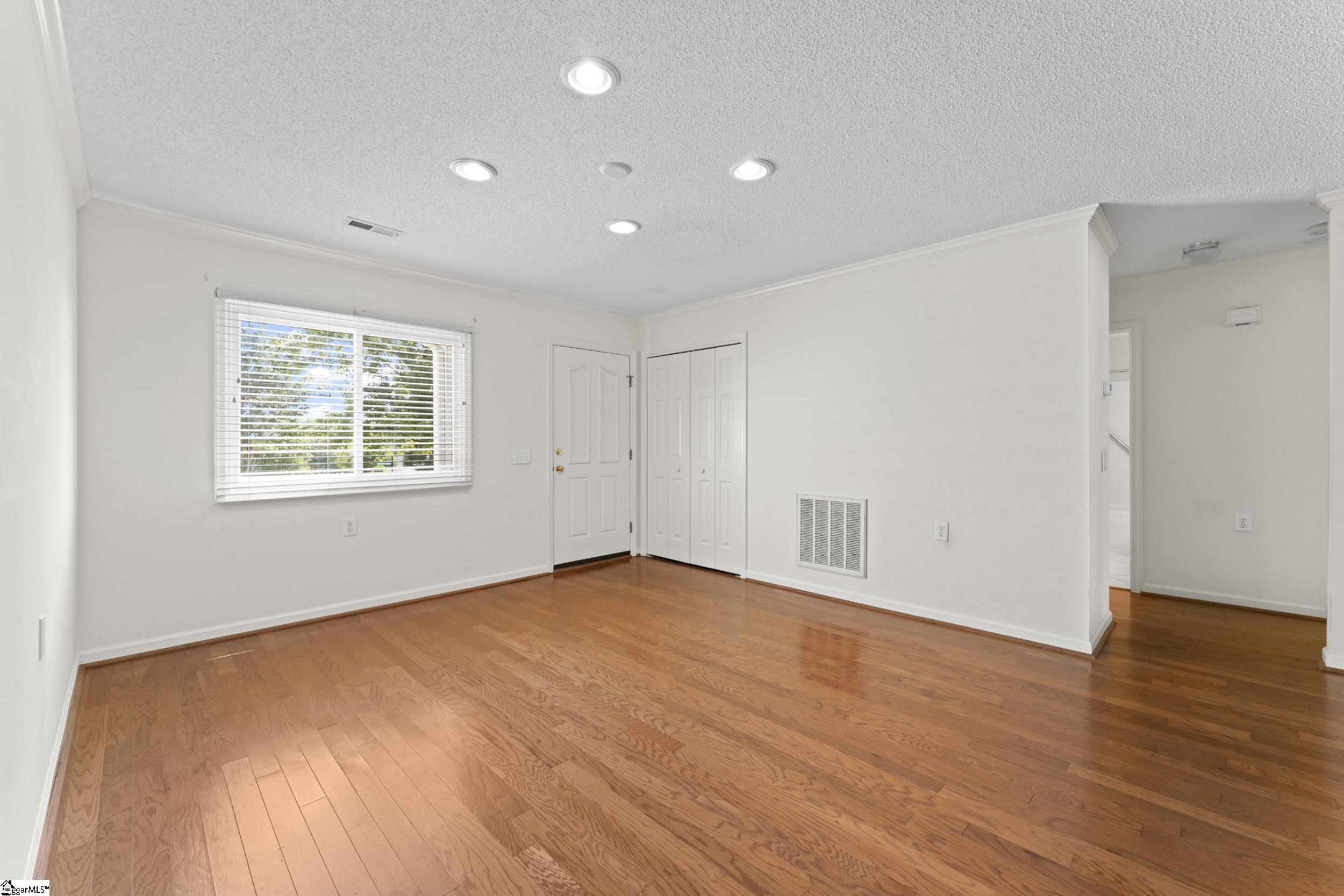 1 Sunbriar Drive Property Photo 6