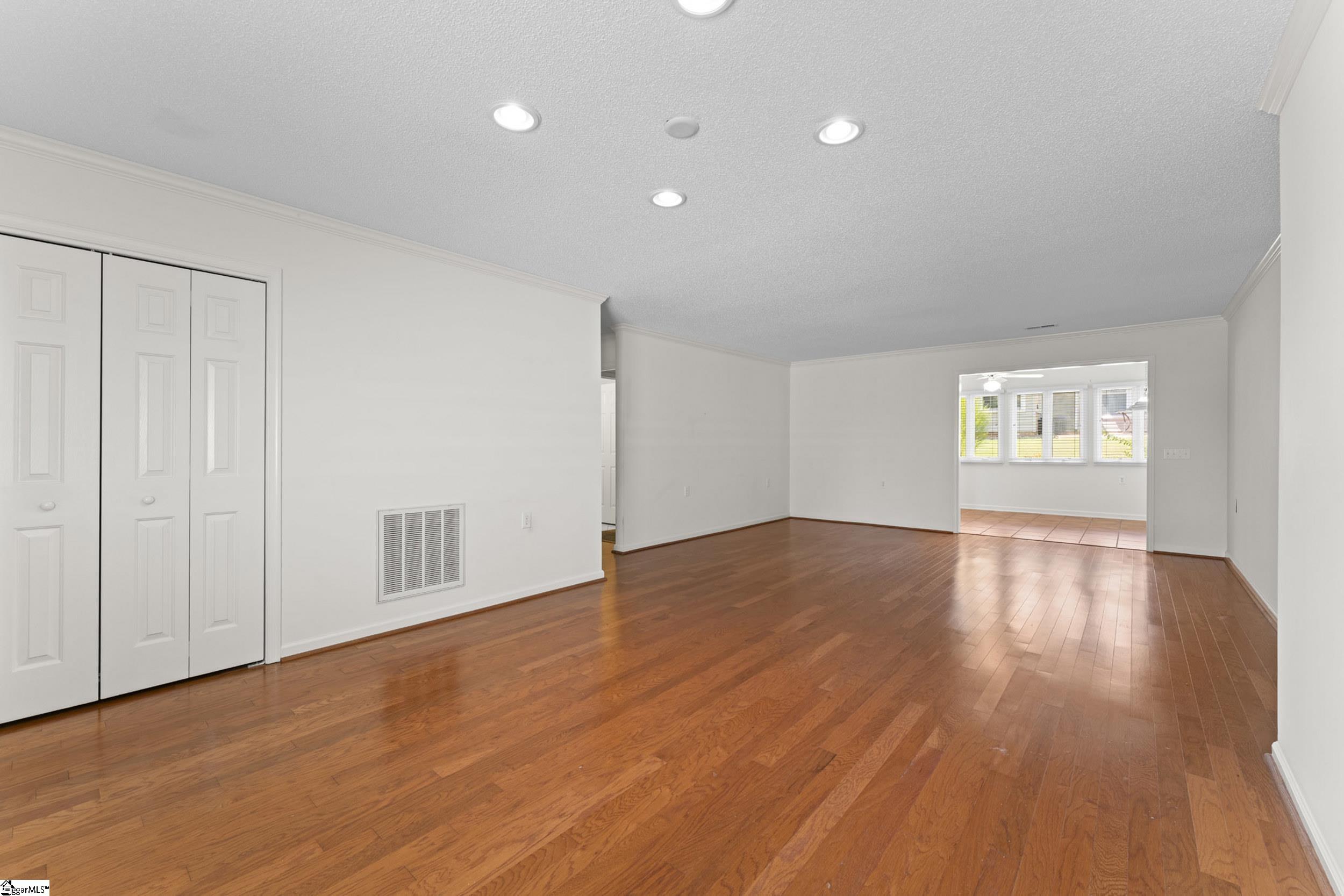 1 Sunbriar Drive Property Photo 7