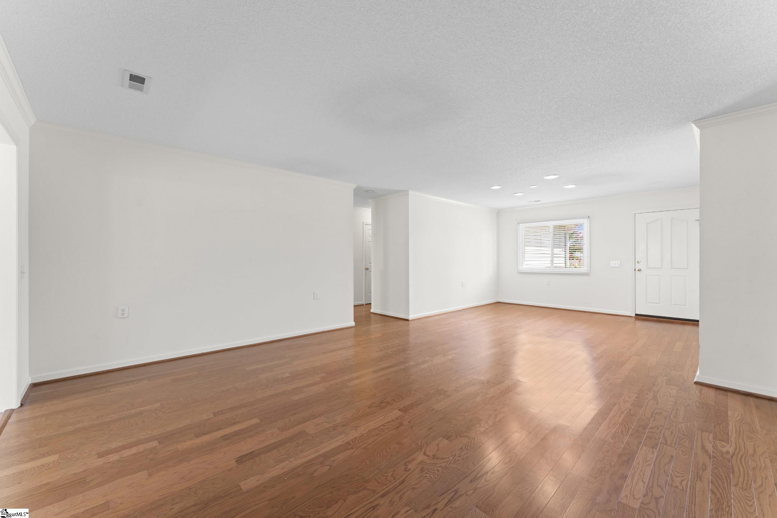 1 Sunbriar Drive Property Photo 9