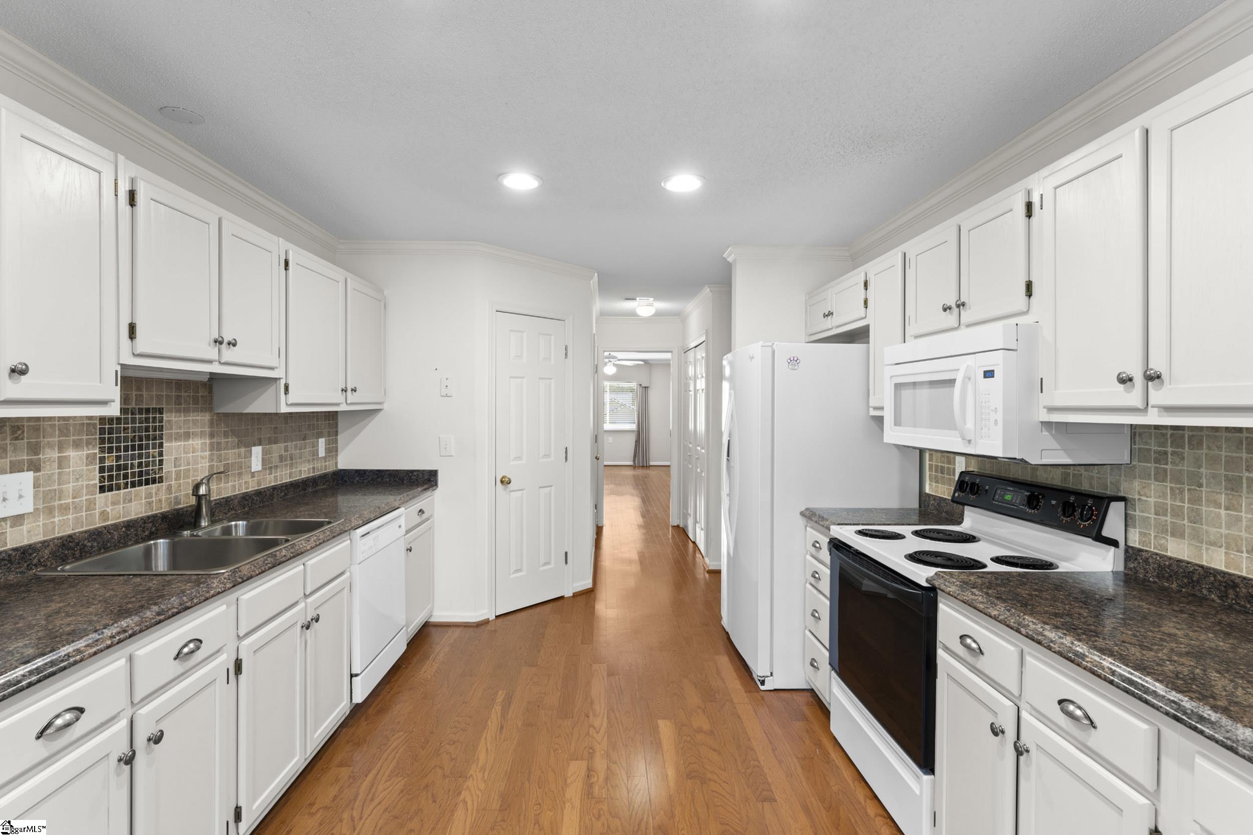 1 Sunbriar Drive Property Photo 13