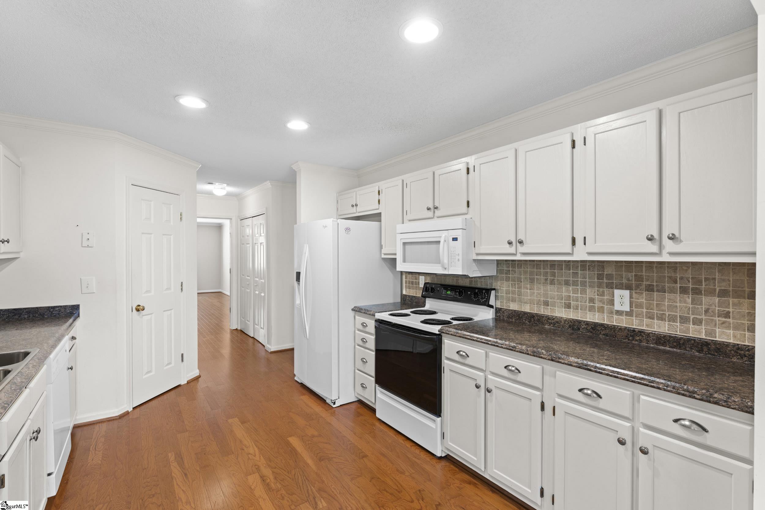 1 Sunbriar Drive Property Photo 15