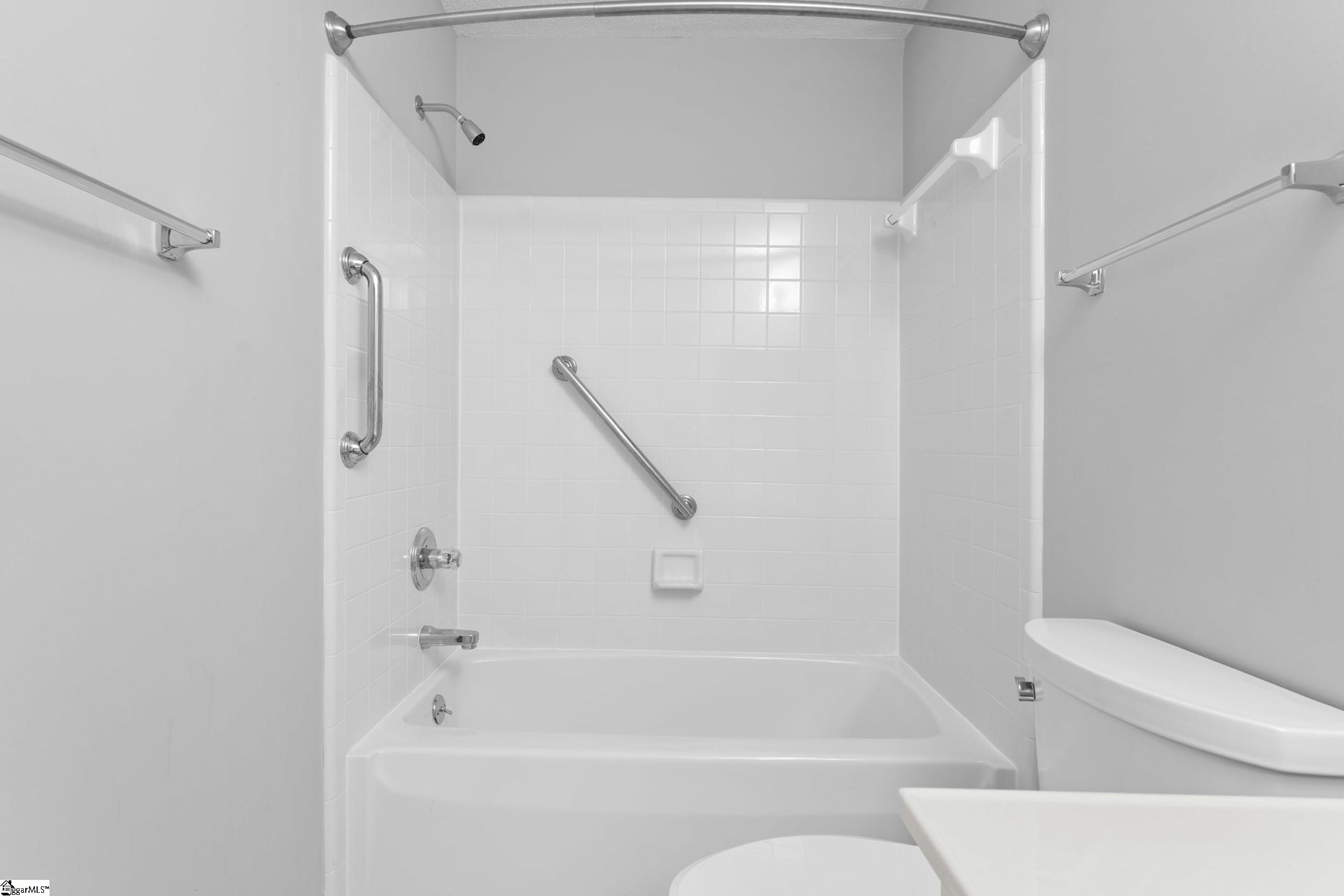 1 Sunbriar Drive Property Photo 33