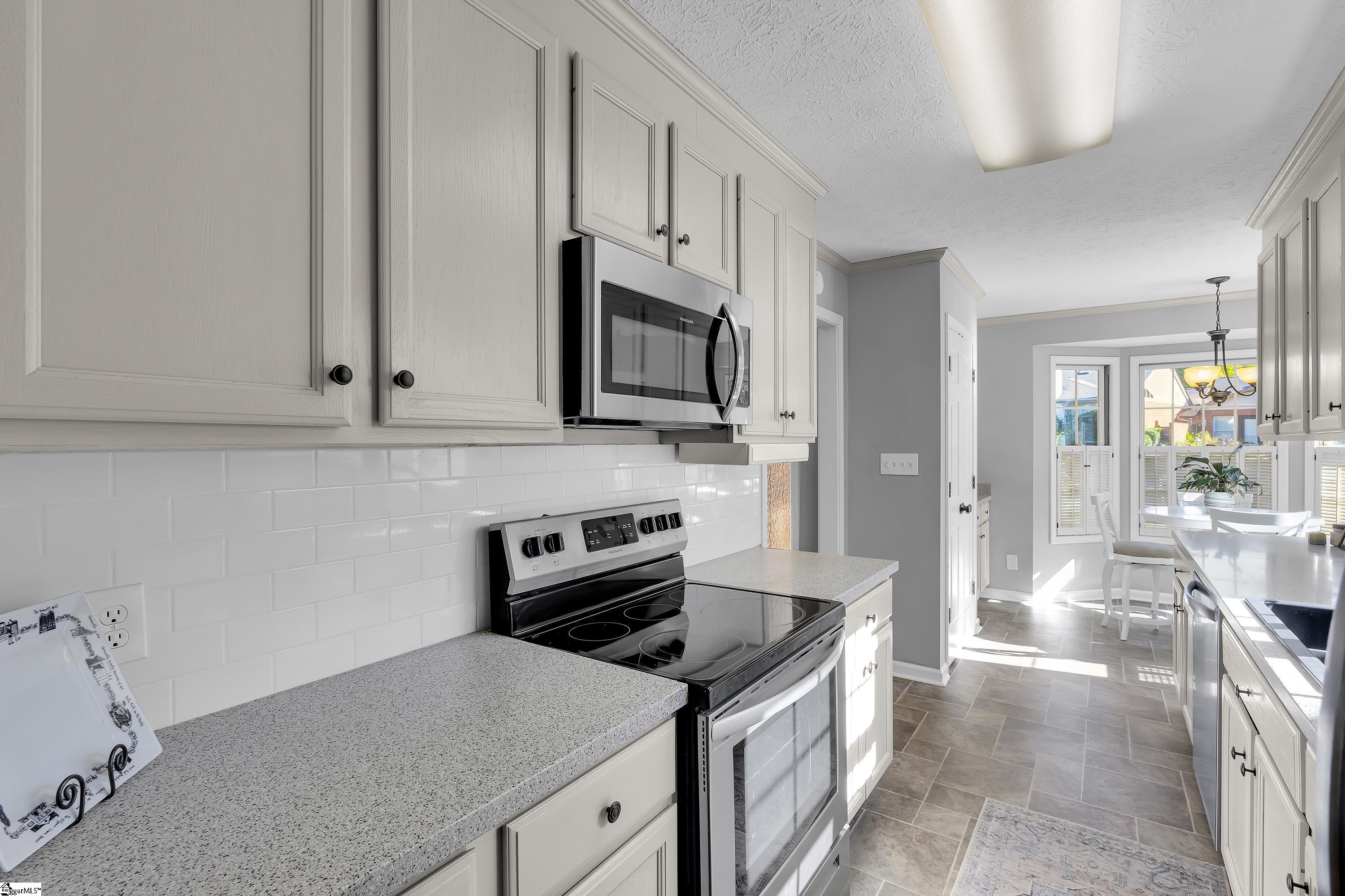 410 Swansgate Place Property Photo 7