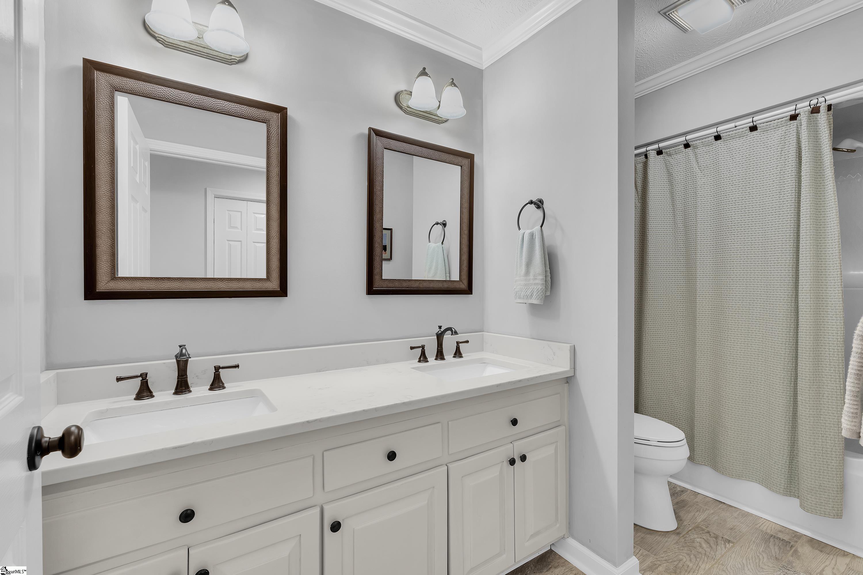 410 Swansgate Place Property Photo 15