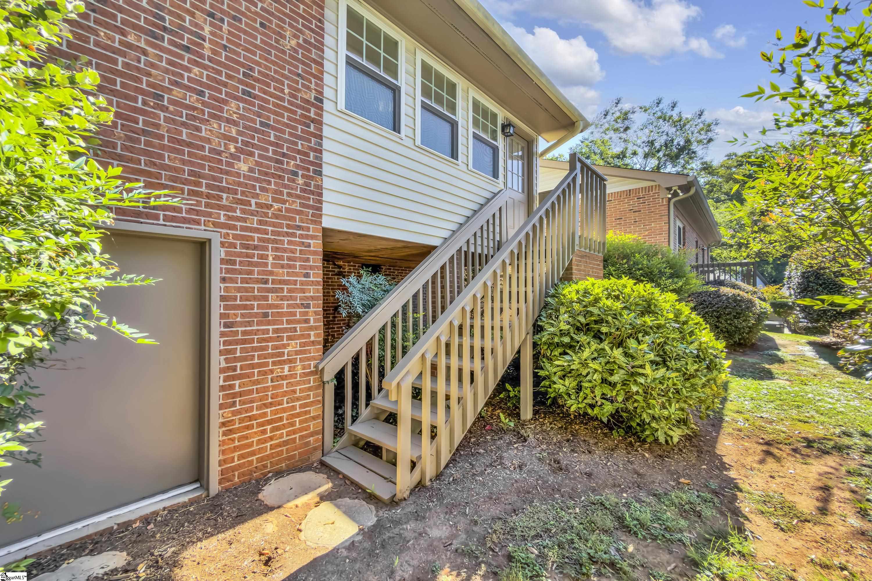 410 Swansgate Place Property Photo 21