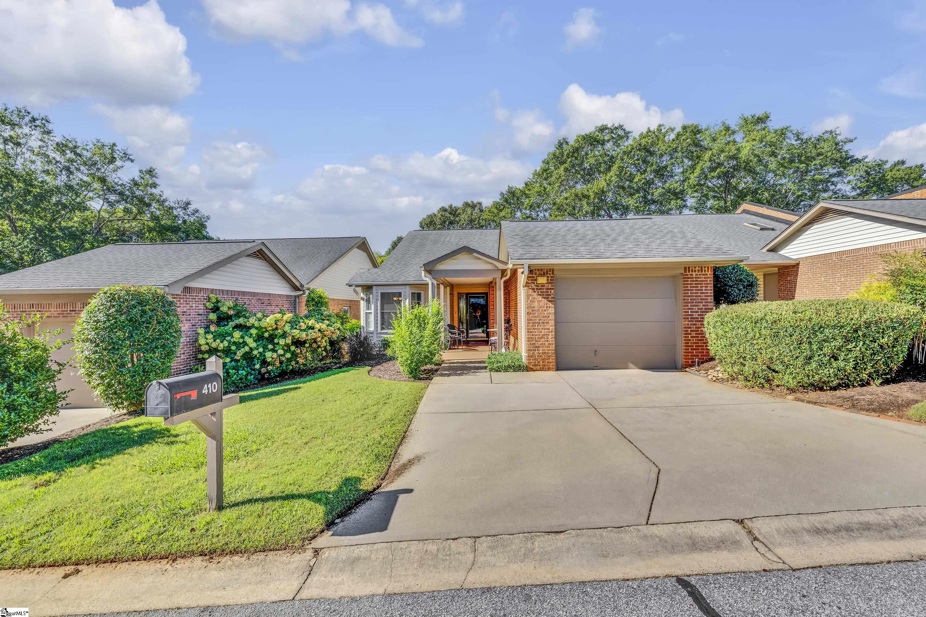 410 Swansgate Place Property Photo 28