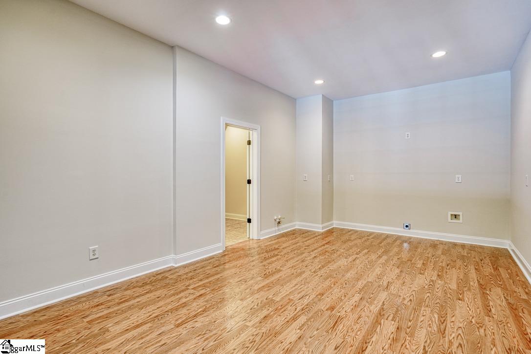 507 Carrickmore Court Property Photo 38