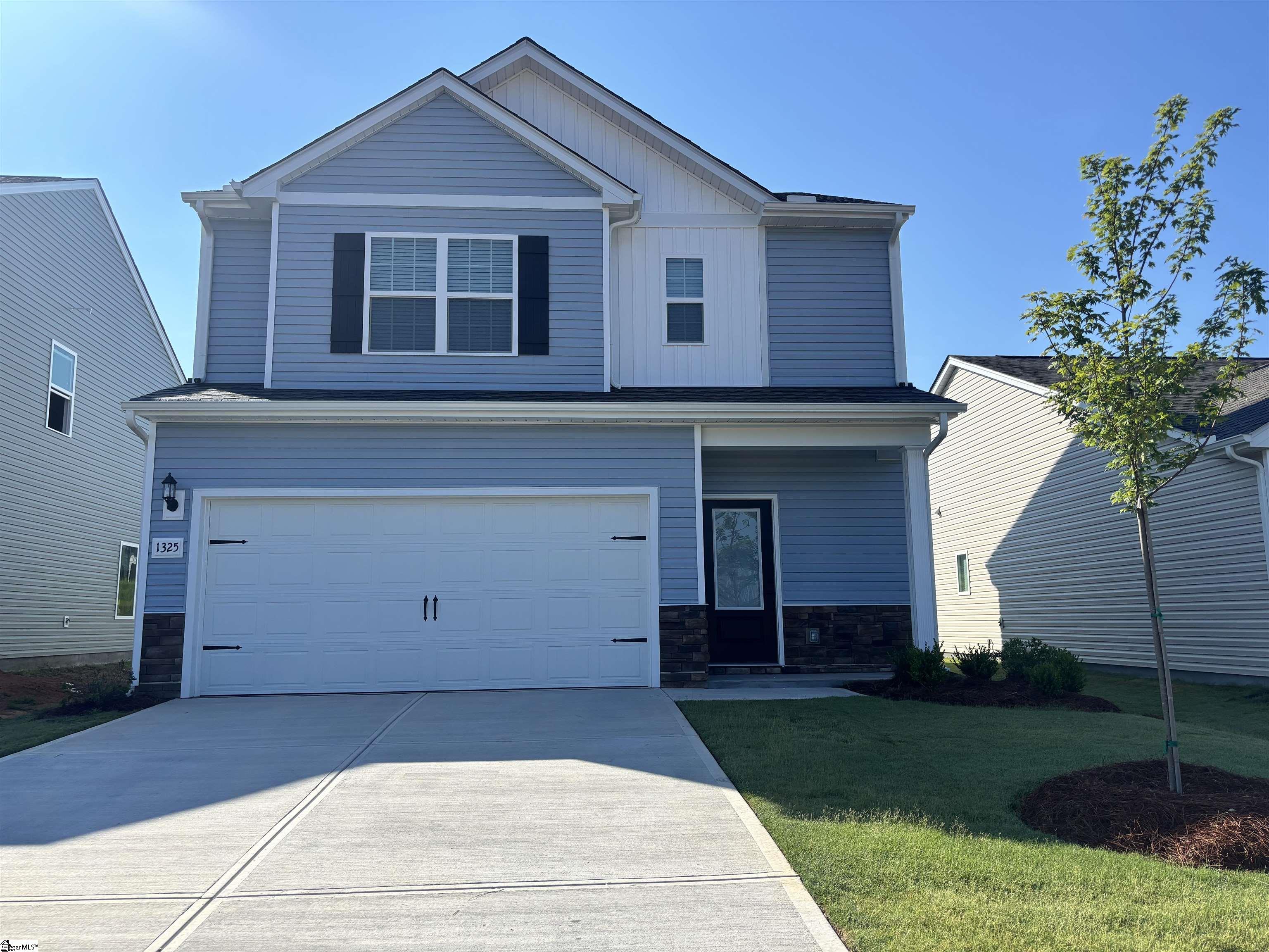 1325 Pitch Pine Place Property Photo 1