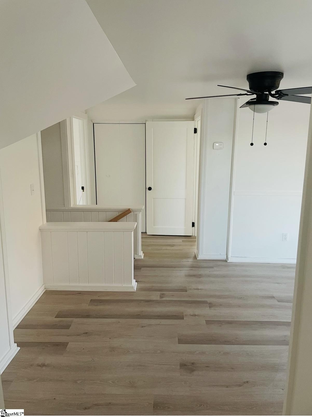 211 California Avenue Property Photo 30