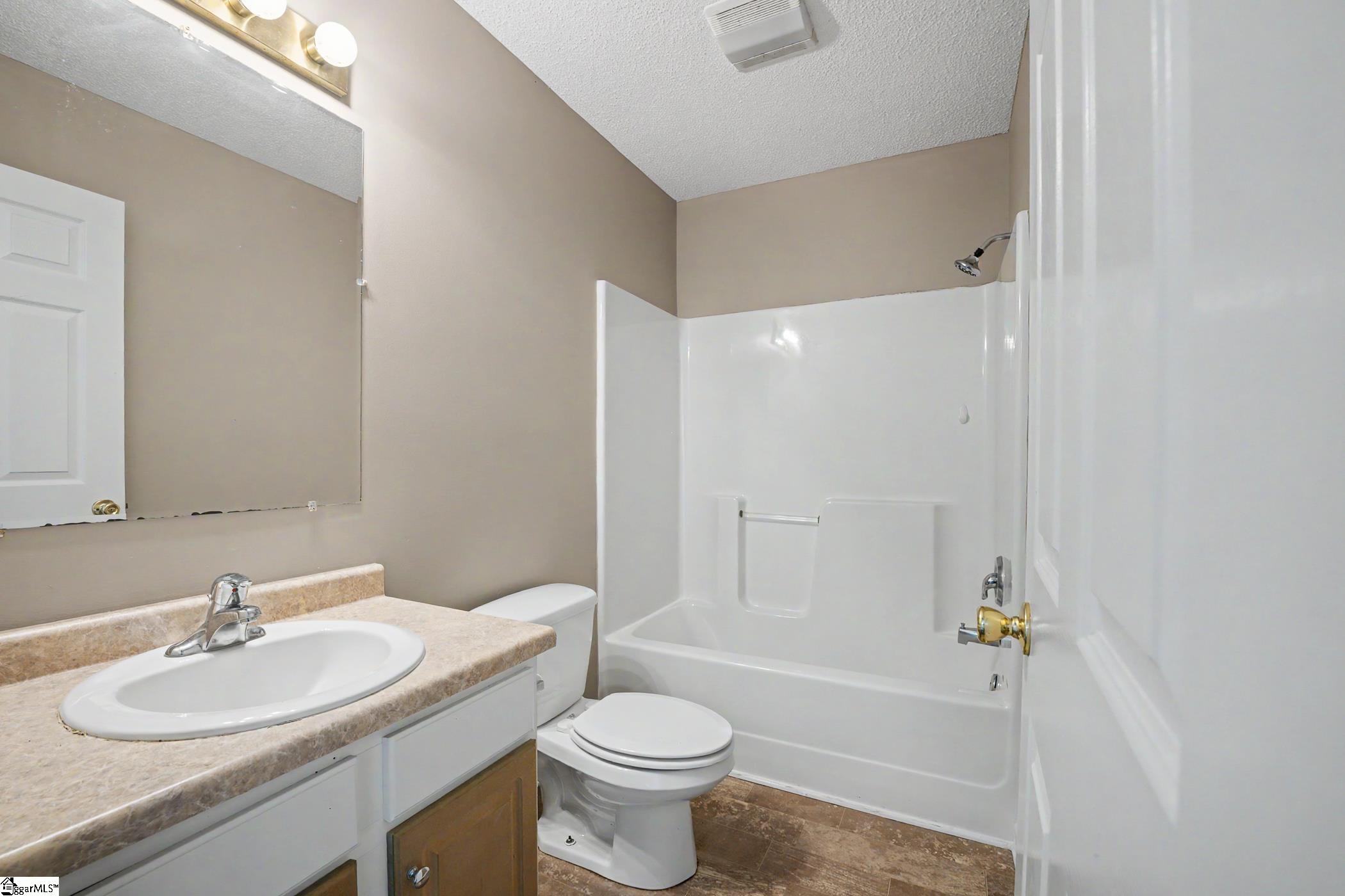 513 E. Orr Street Property Photo 12