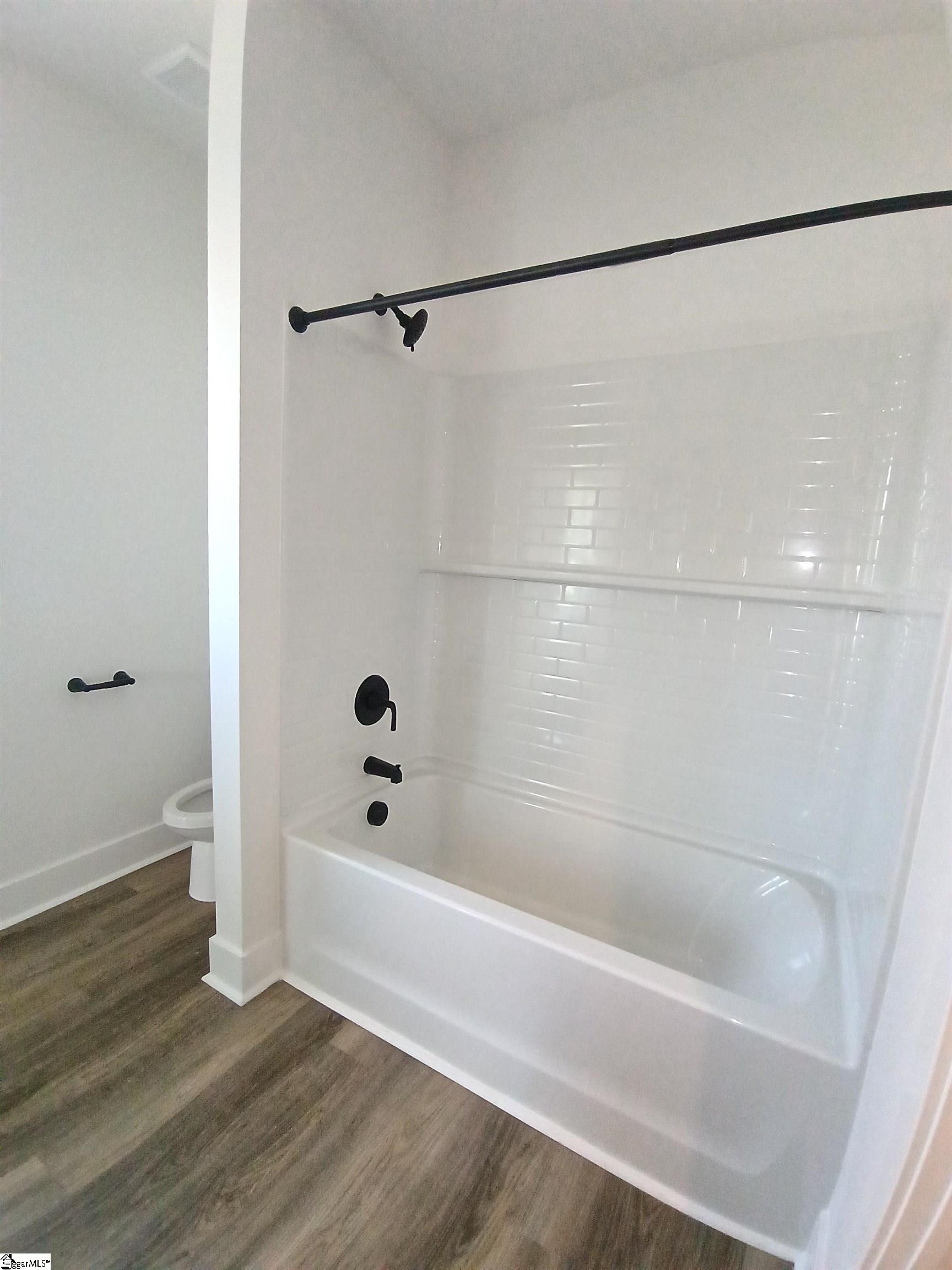 201 Glencliff Way Property Photo 14