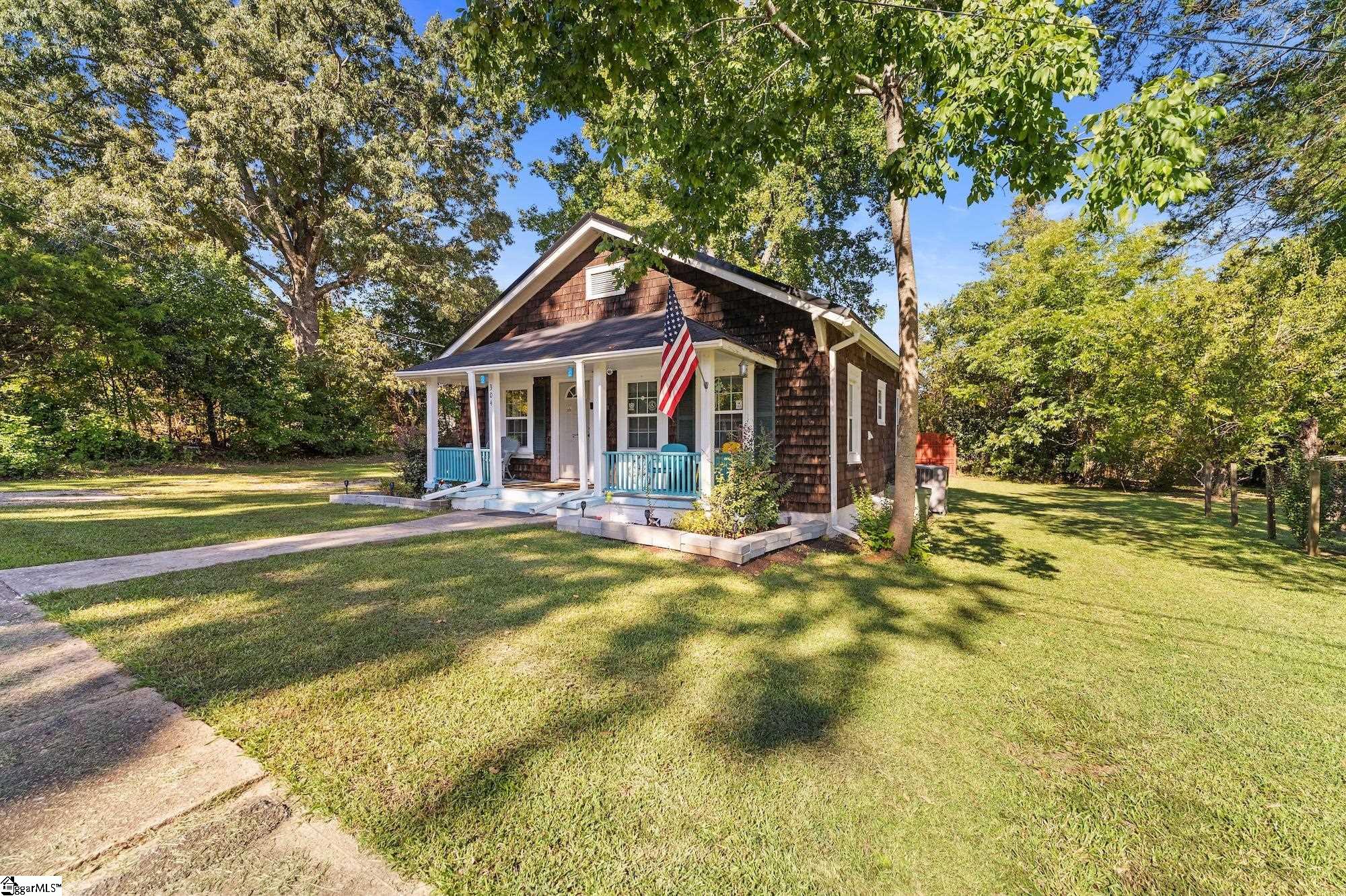 304 Langley Street Property Photo 2