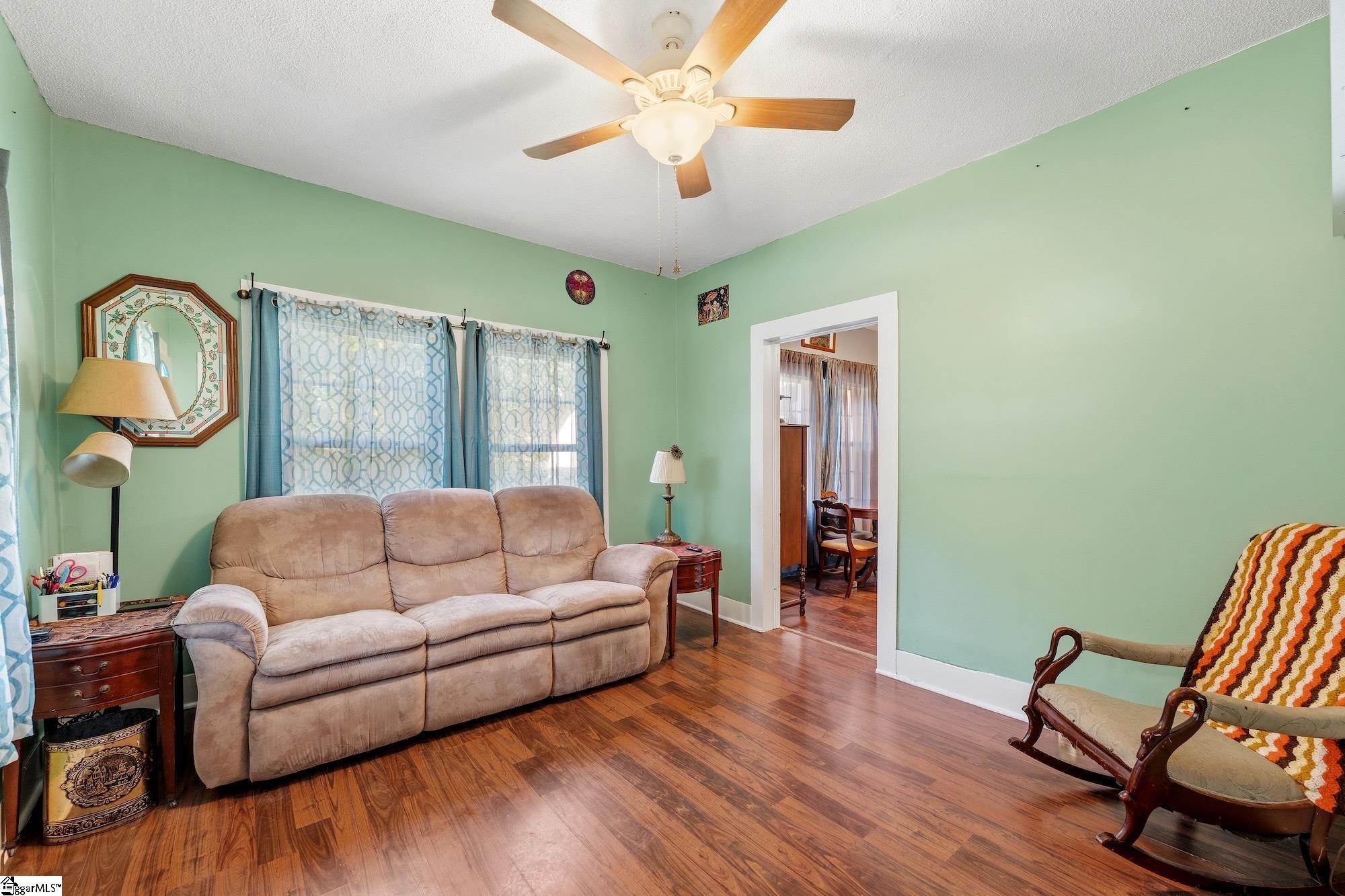 304 Langley Street Property Photo 5