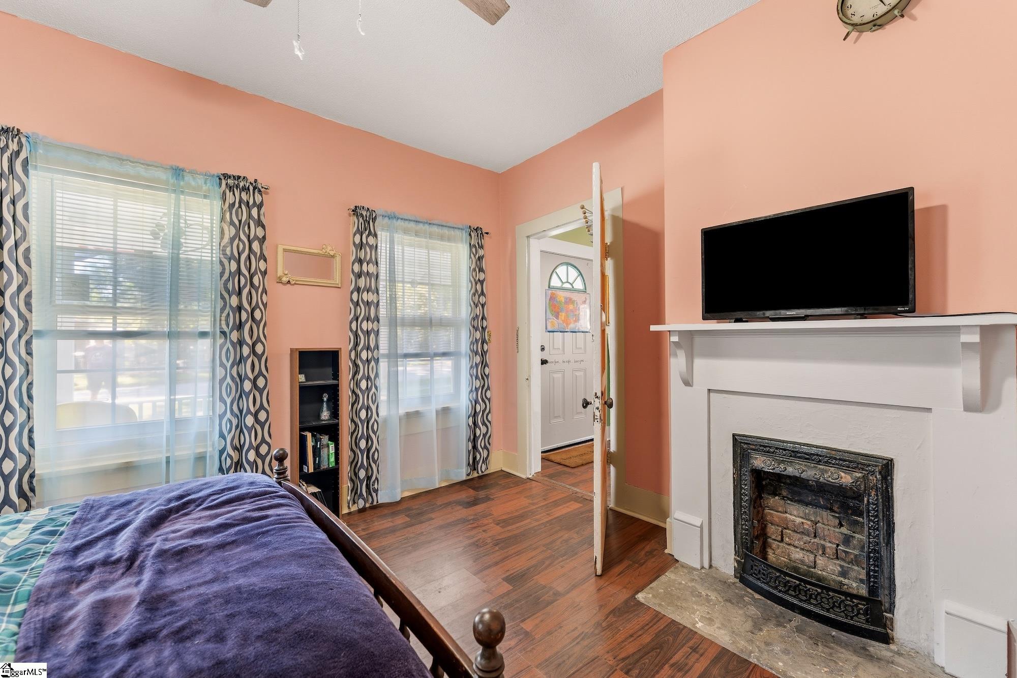 304 Langley Street Property Photo 19
