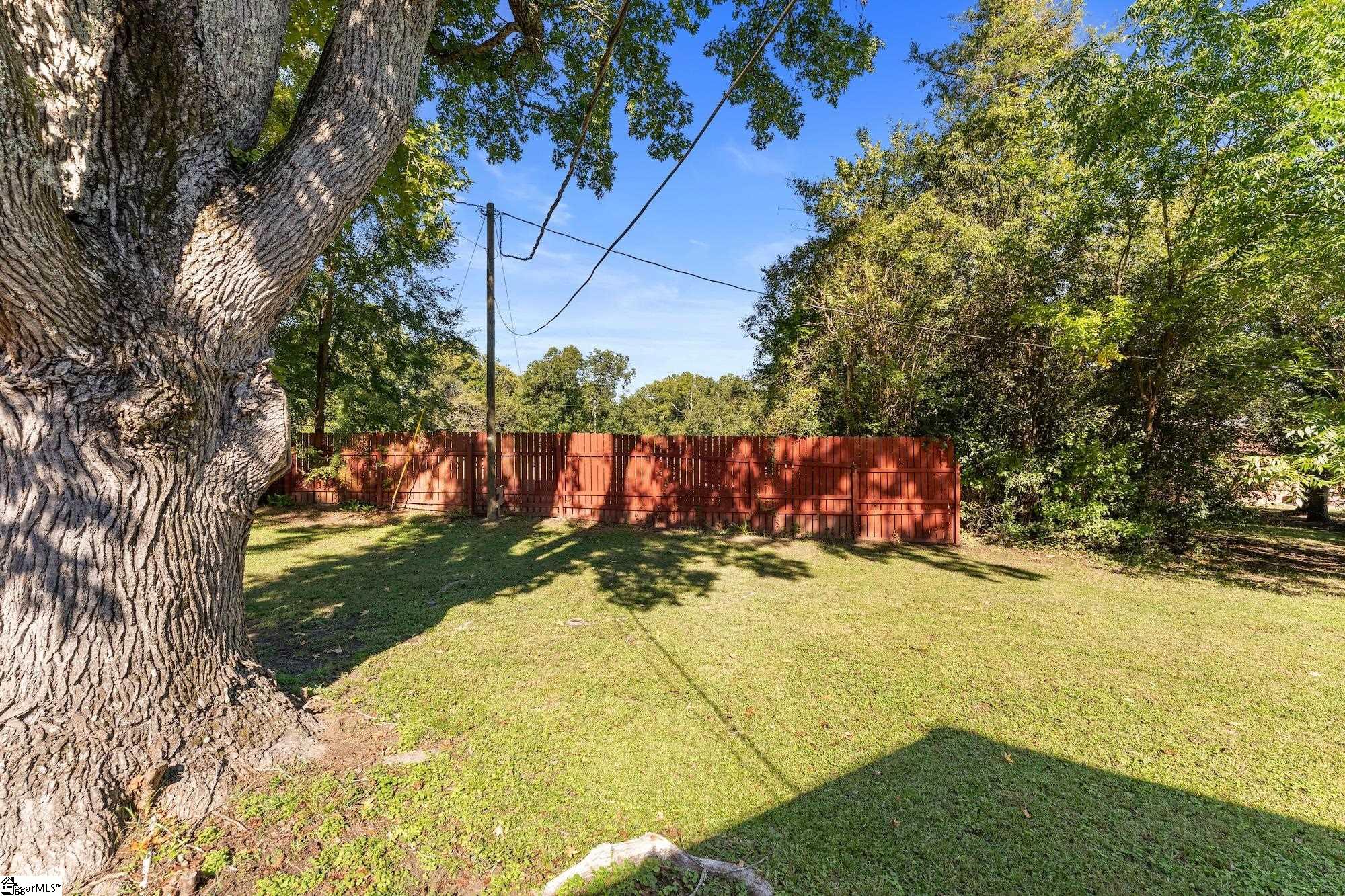 304 Langley Street Property Photo 22