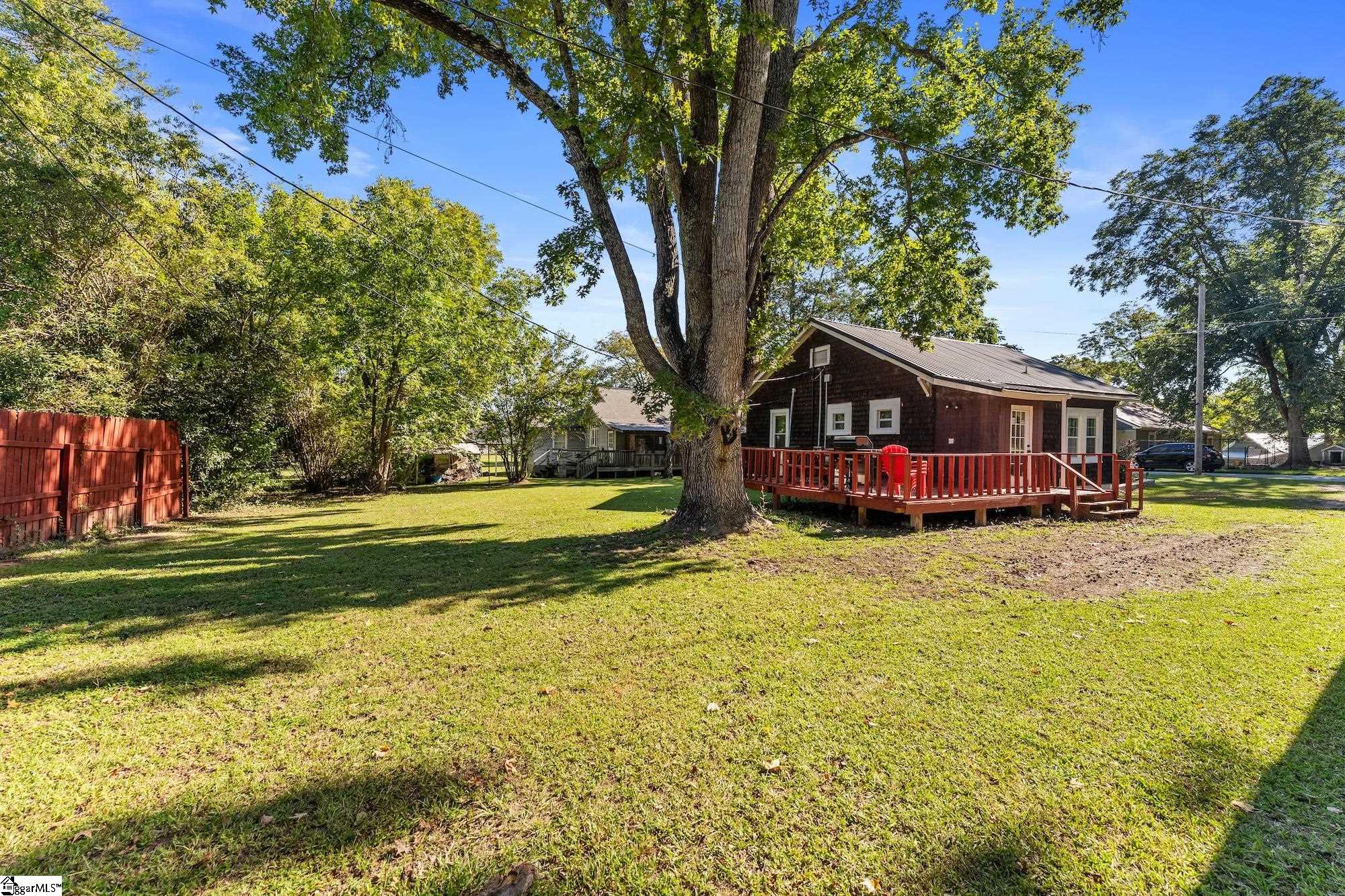 304 Langley Street Property Photo 25