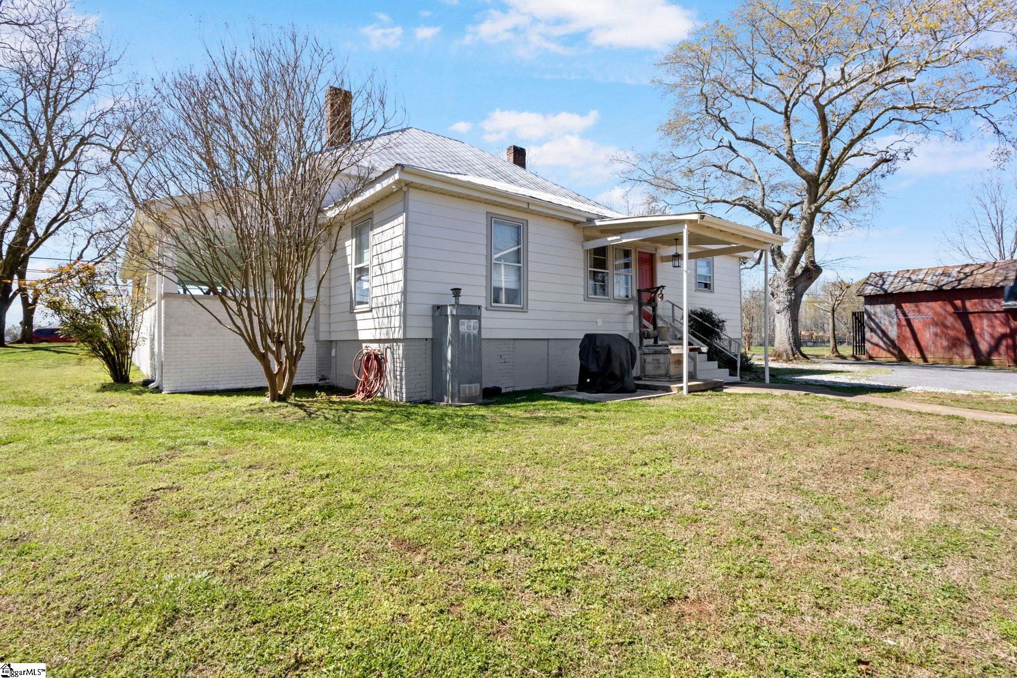 108 Main Street Property Photo 43