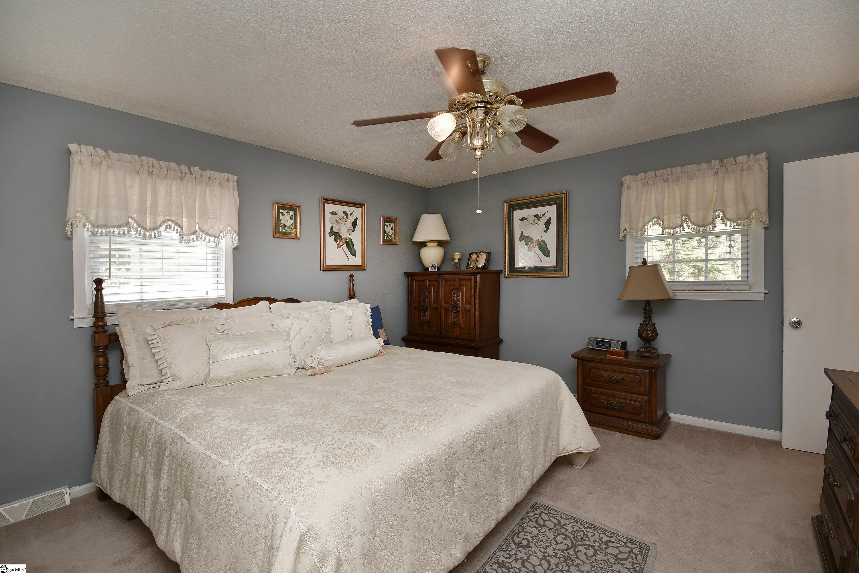 813 Ivy Circle Property Photo 13
