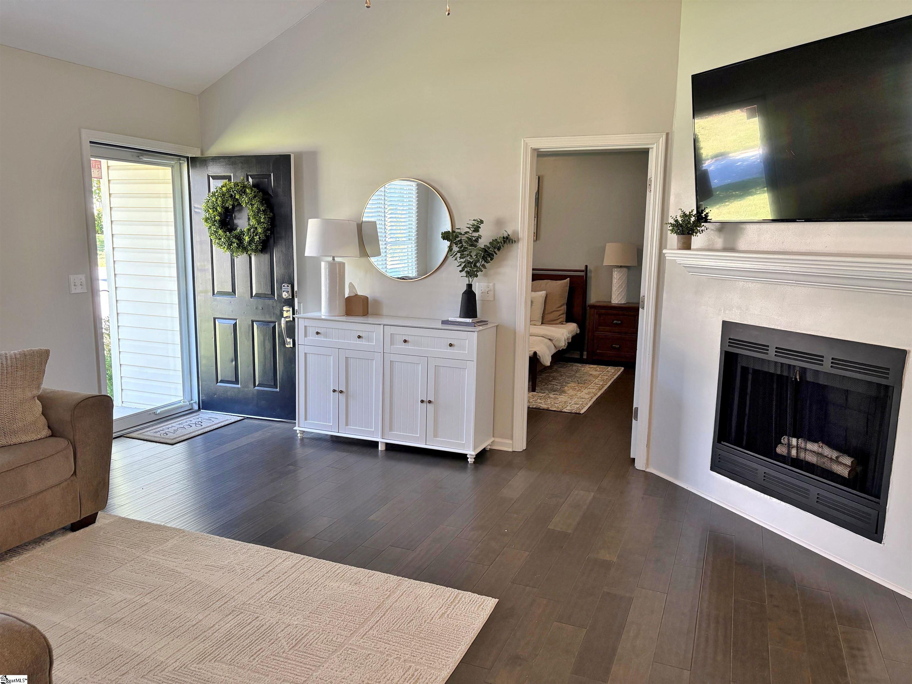 120 Oak Valley Drive Property Photo 6