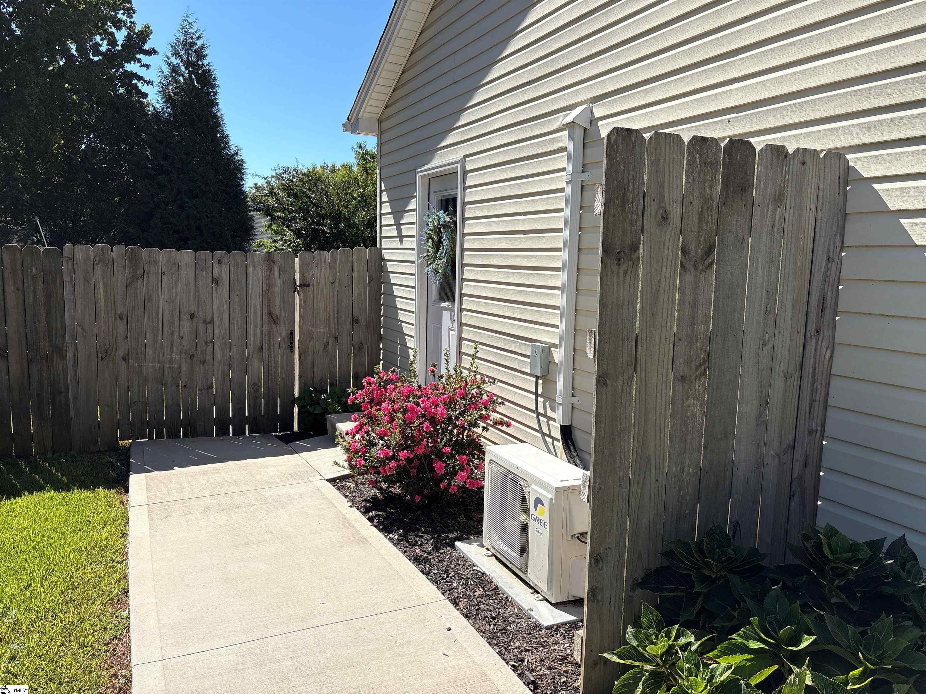 120 Oak Valley Drive Property Photo 45