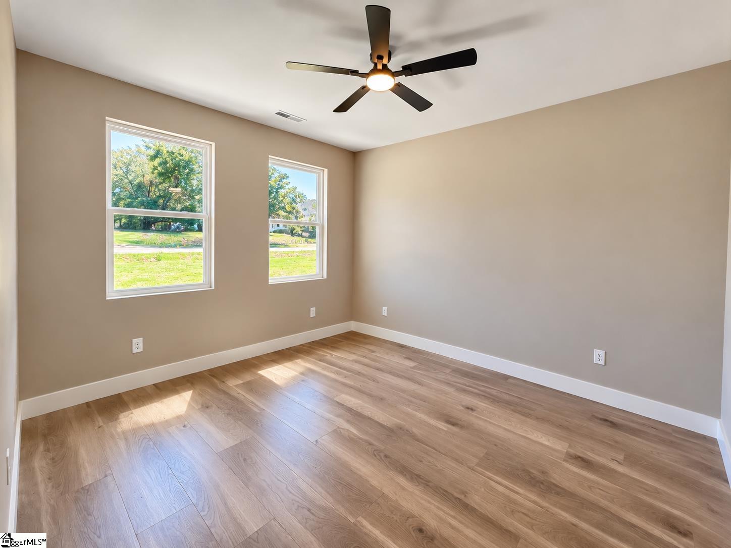 488 Skyline Drive Property Photo 12