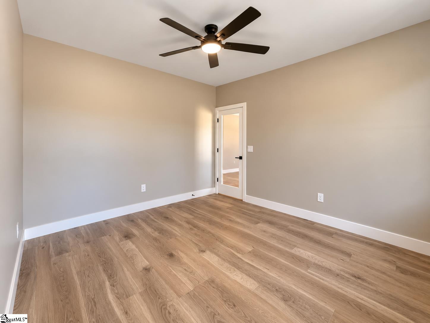 488 Skyline Drive Property Photo 14