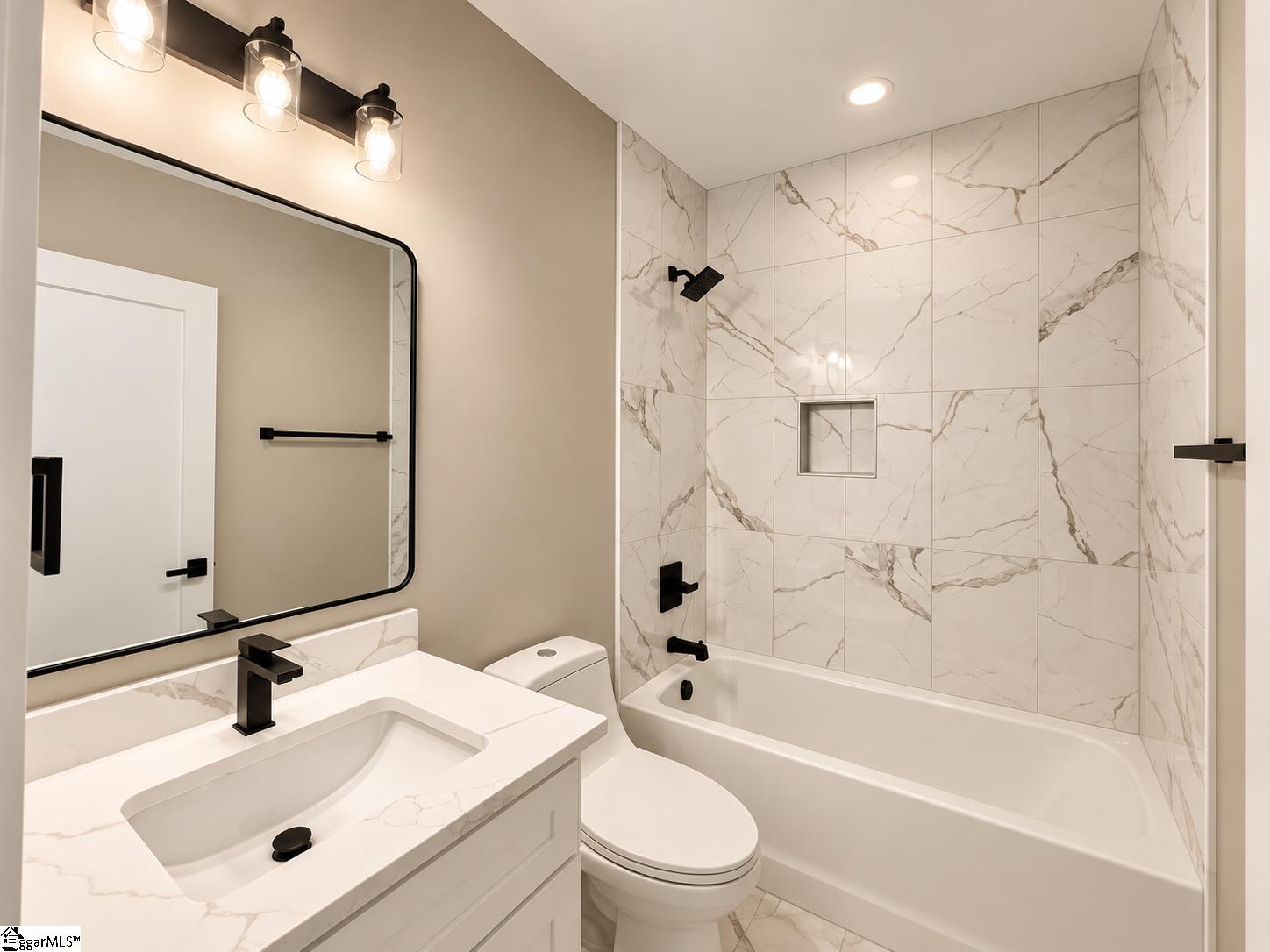 488 Skyline Drive Property Photo 18
