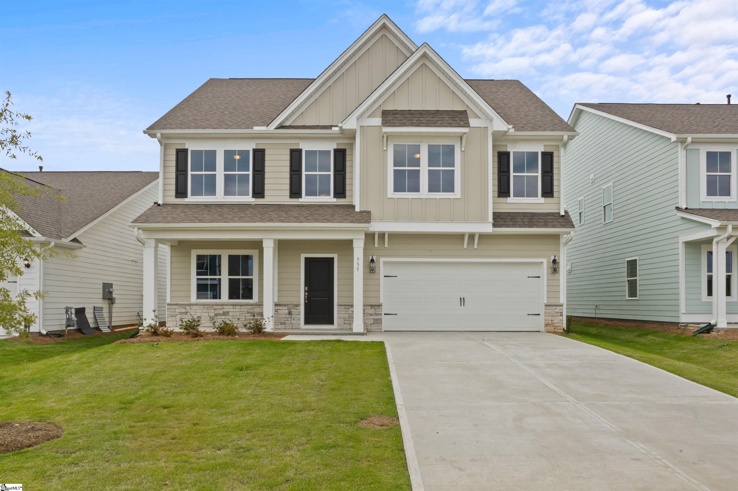 555 Hydrangea Street Property Photo 1