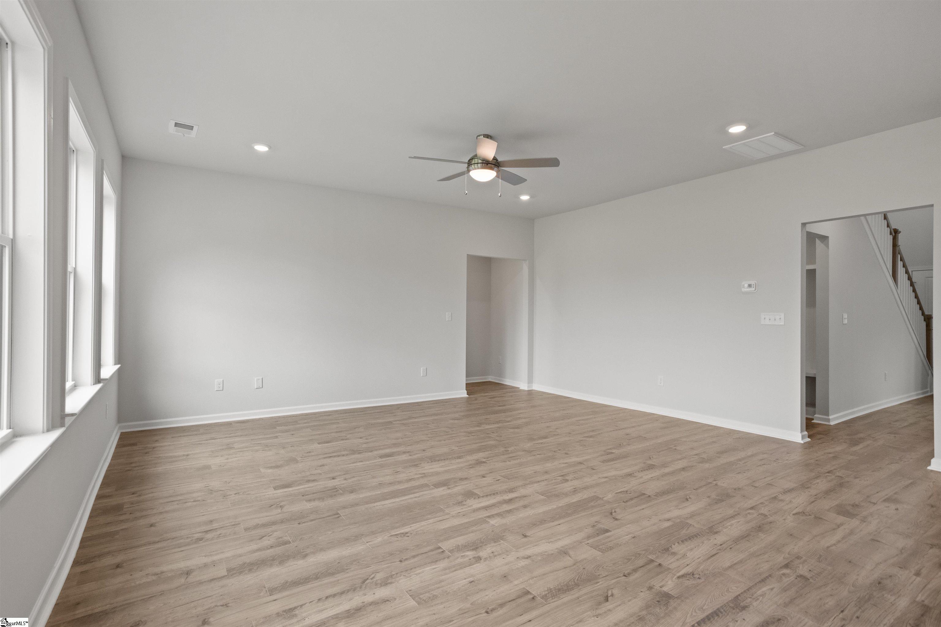 555 Hydrangea Street Property Photo 12