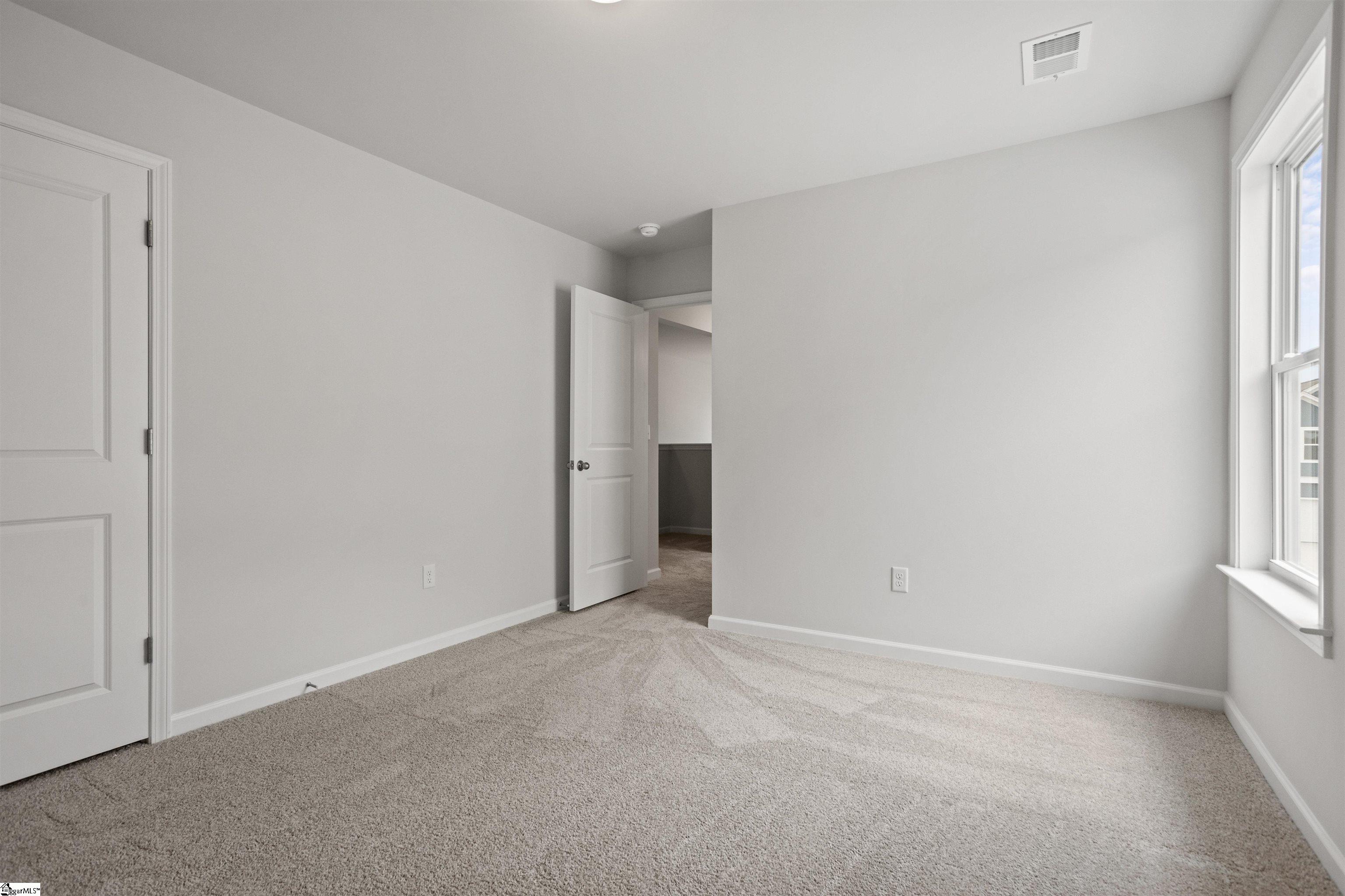 555 Hydrangea Street Property Photo 28