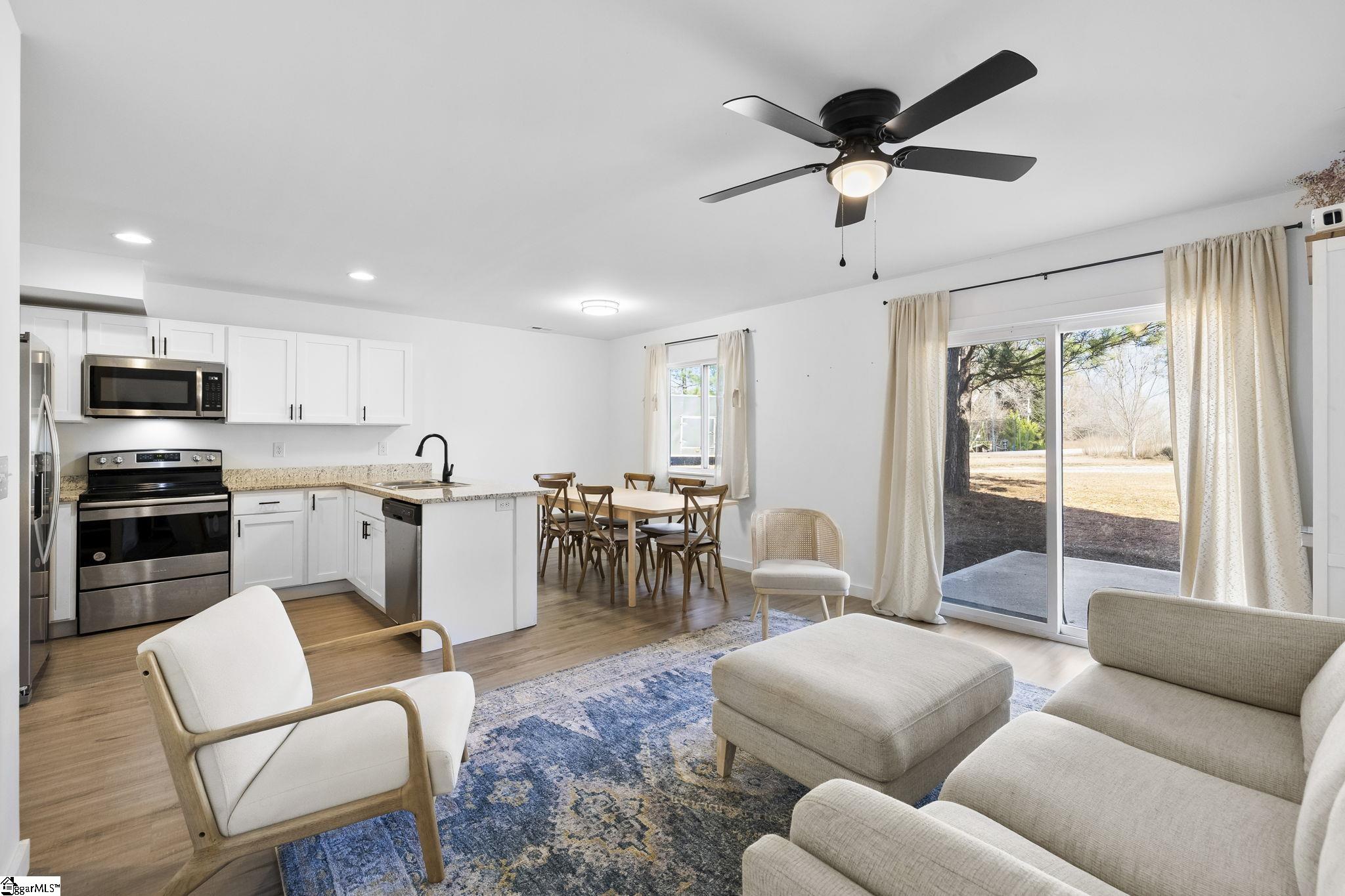 433 Burns Road Property Photo 7