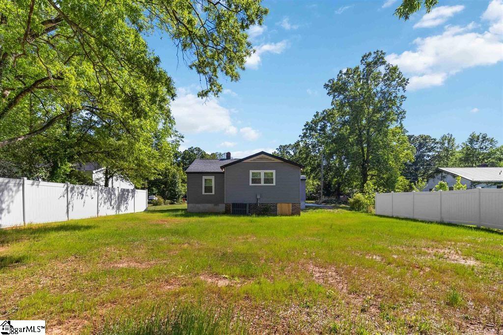 809 E Ferguson Street Property Photo 17