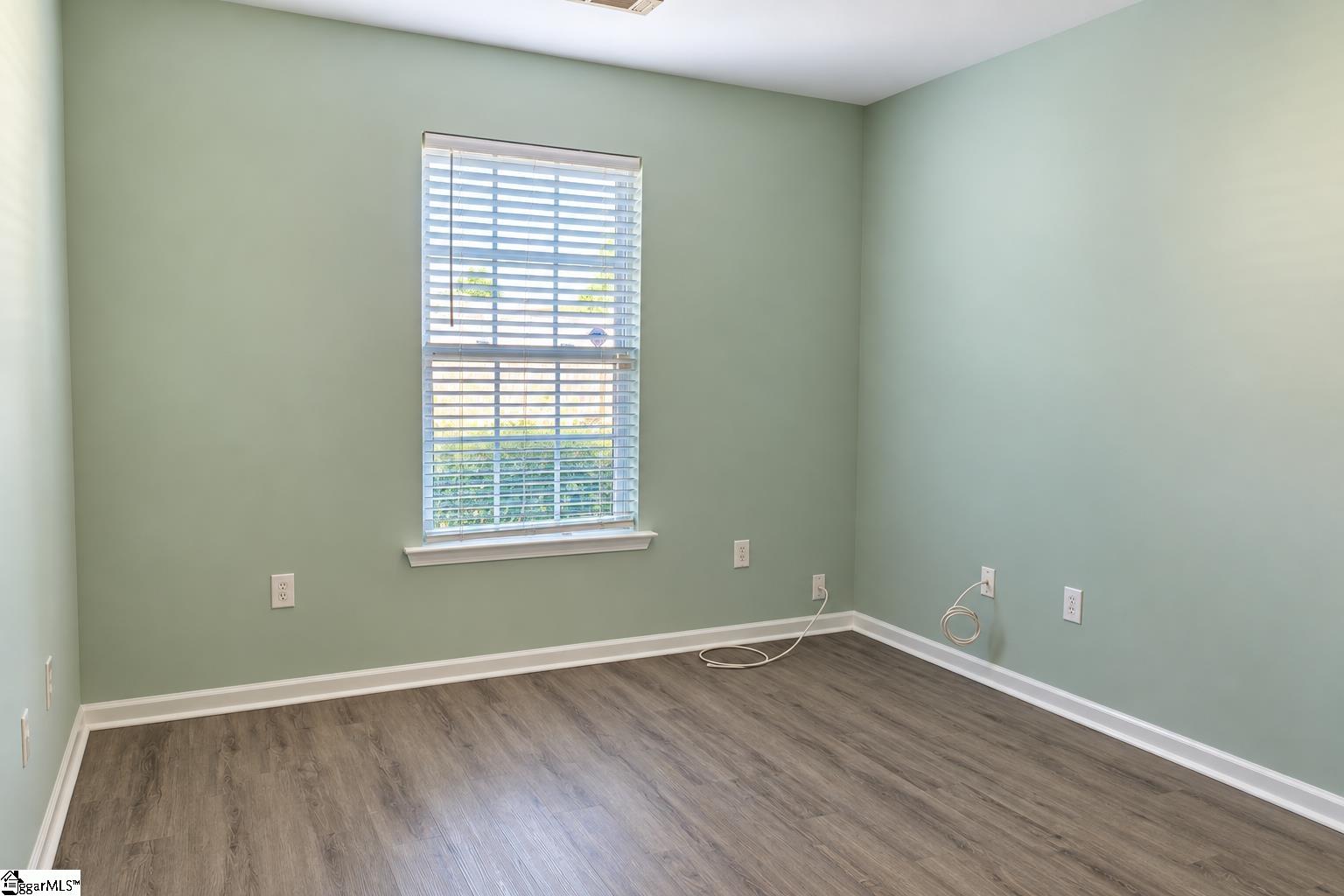 516 Thurston Court Property Photo 14