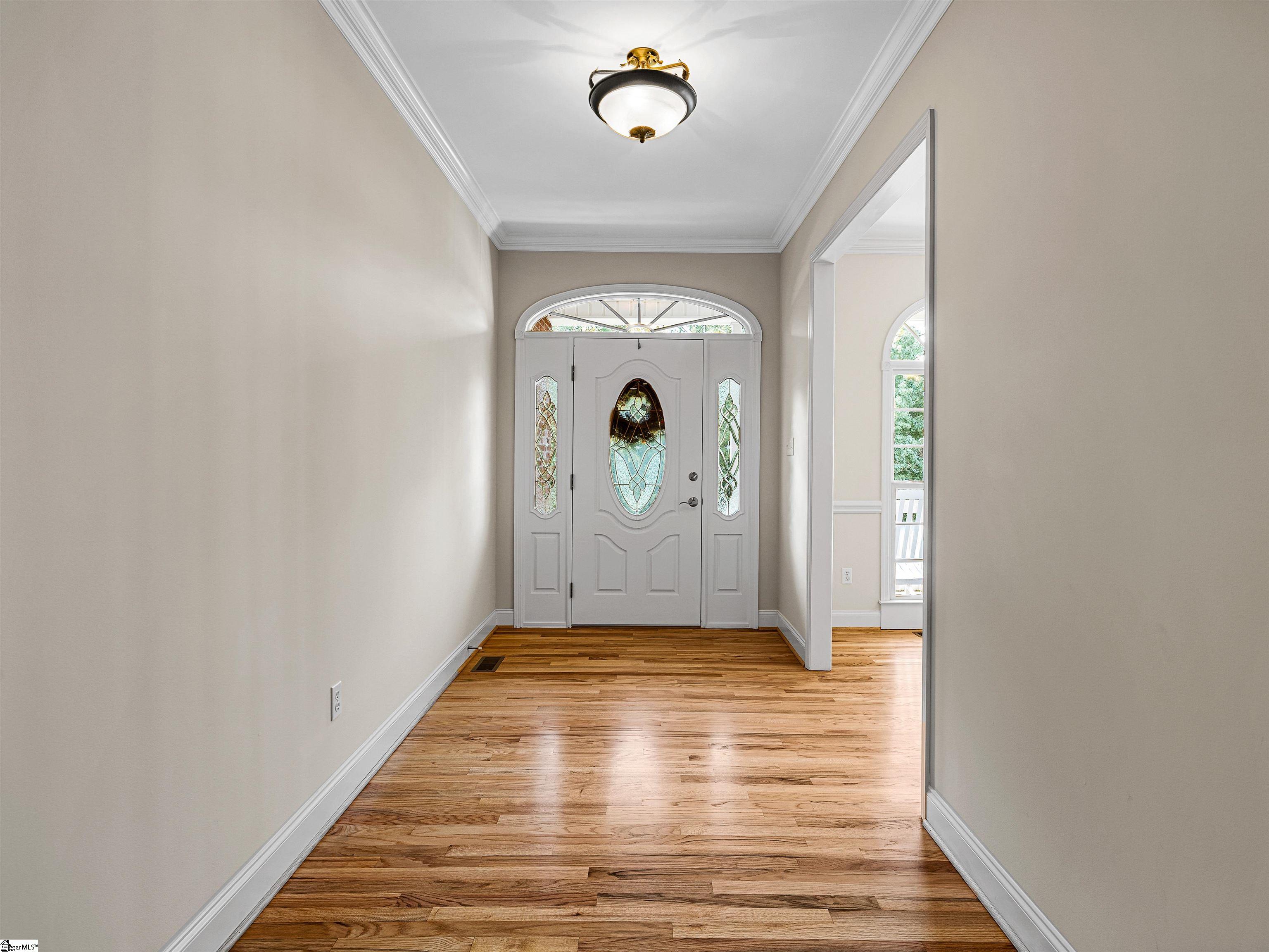 516 Moores Crossing Property Photo 6