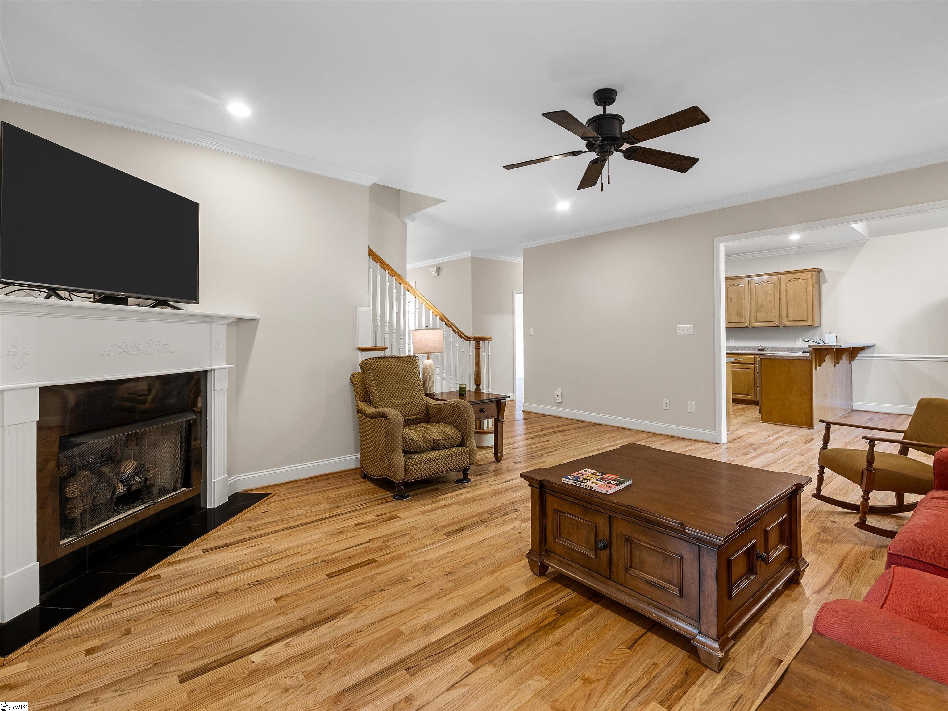 516 Moores Crossing Property Photo 10