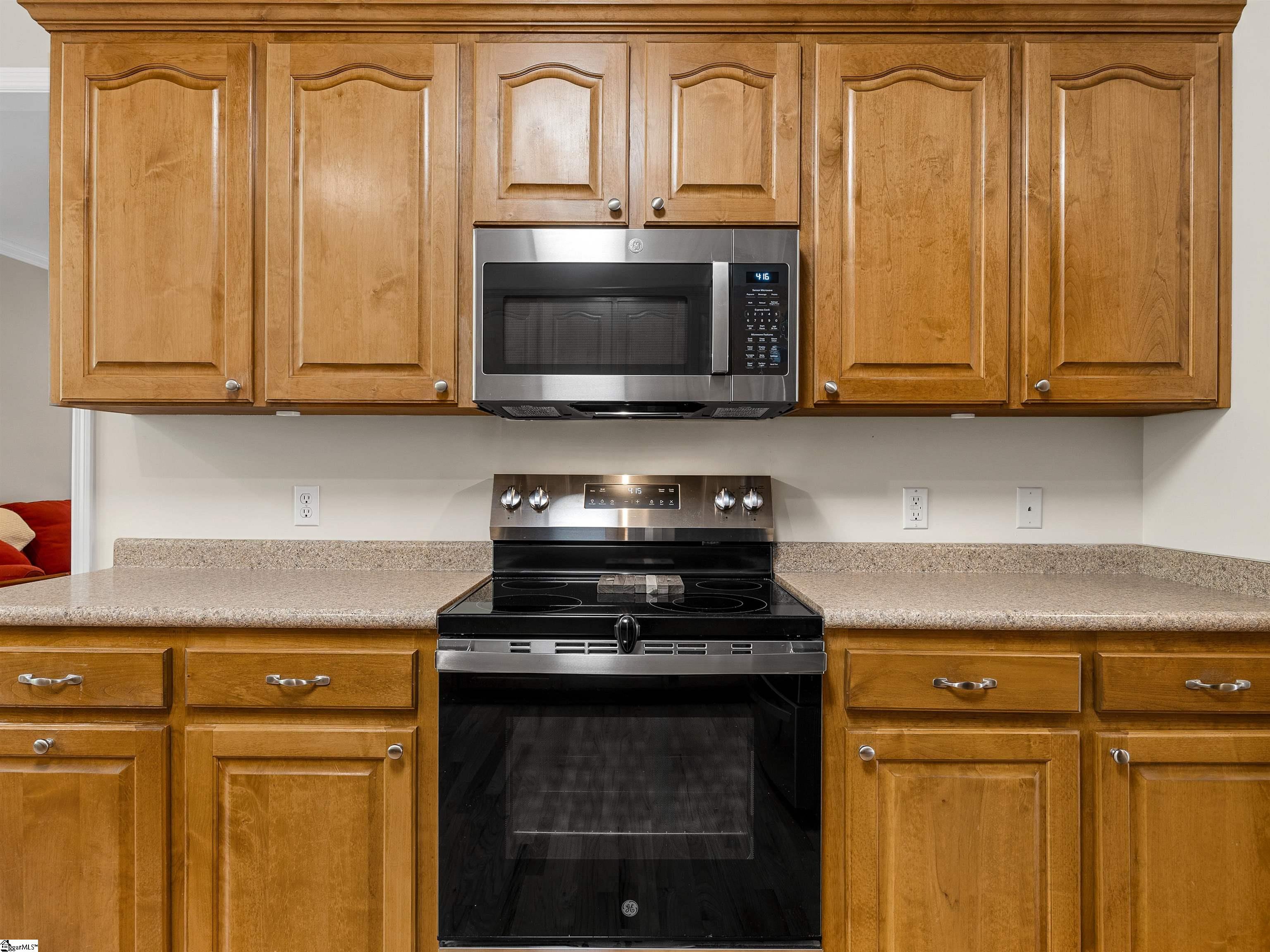 516 Moores Crossing Property Photo 12
