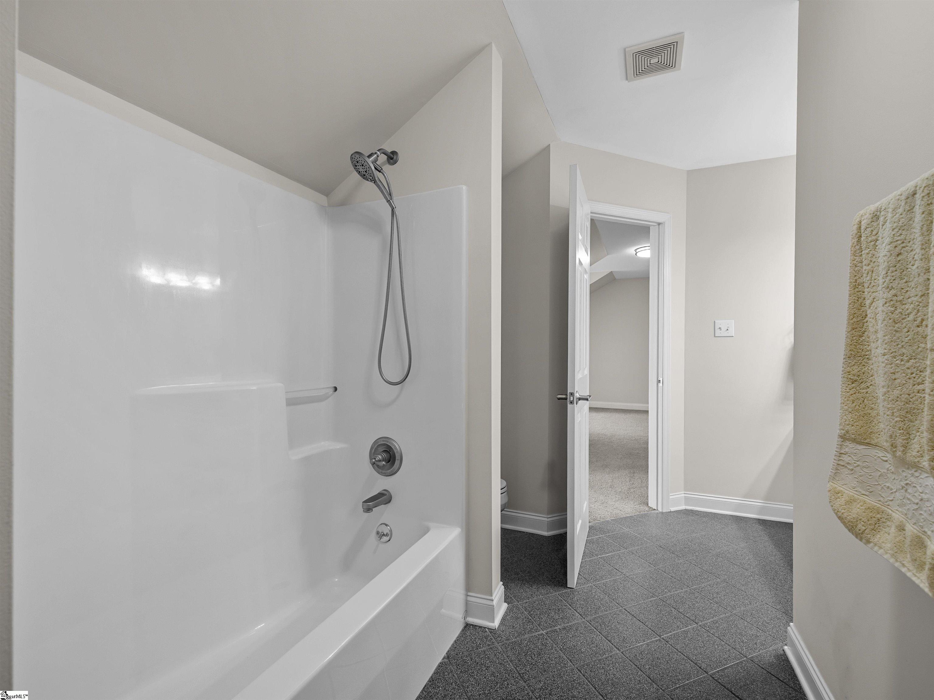 516 Moores Crossing Property Photo 35