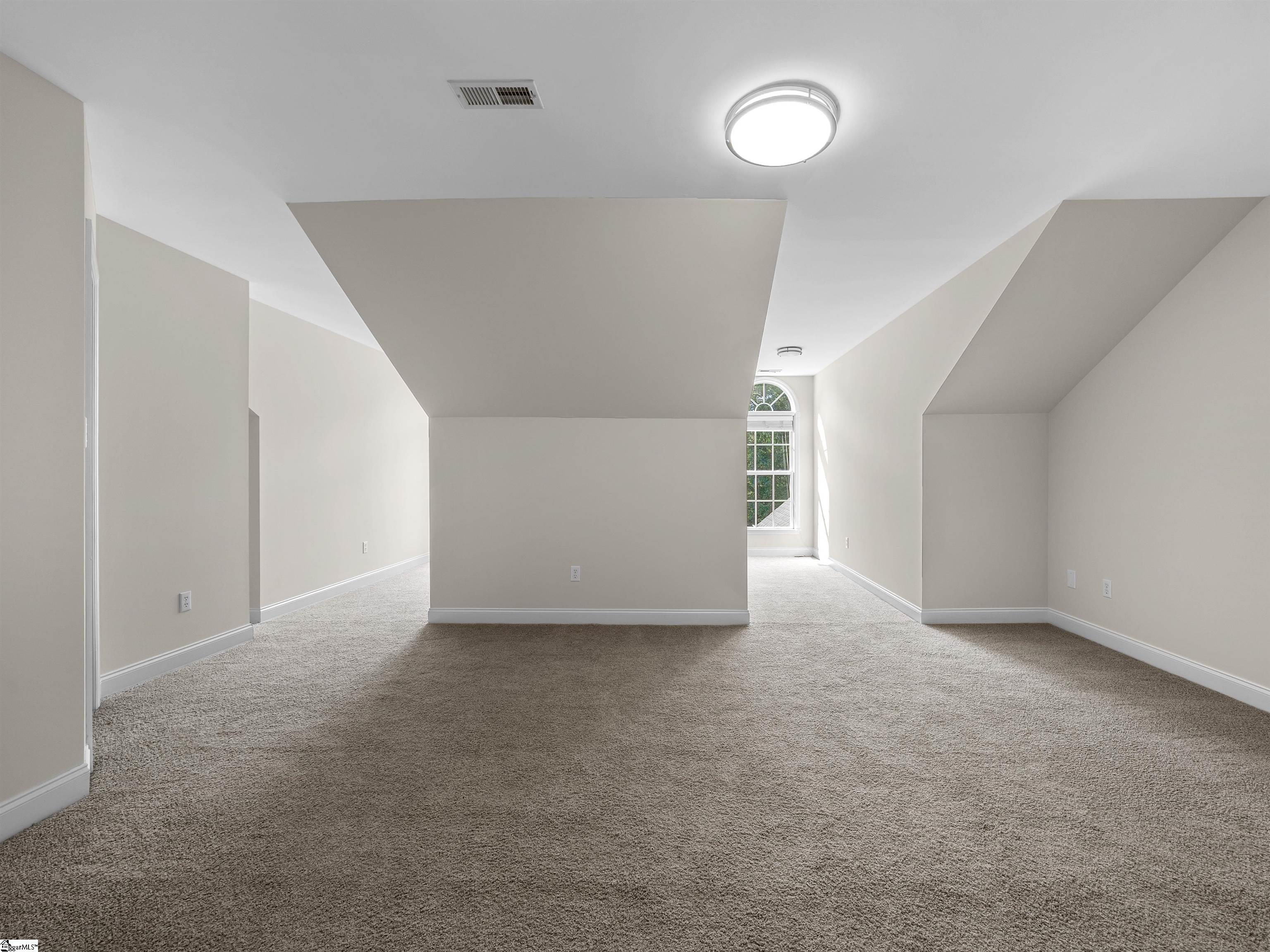 516 Moores Crossing Property Photo 37