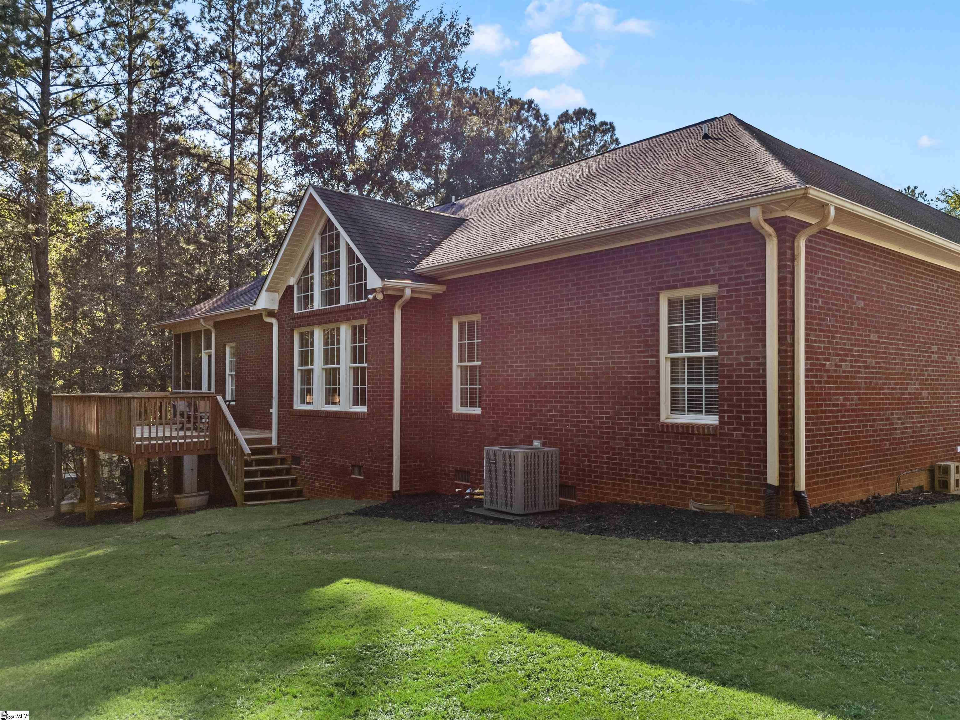 516 Moores Crossing Property Photo 42