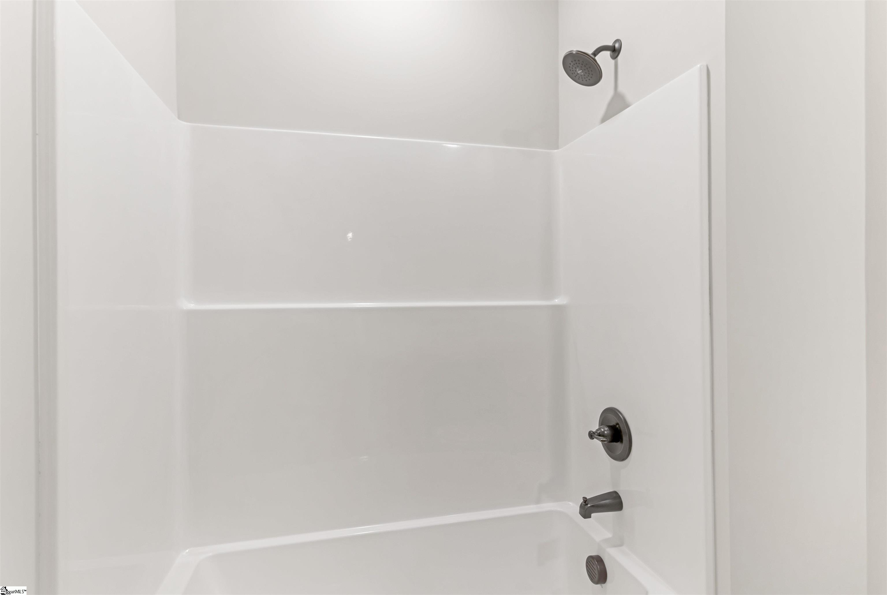 189 N Georgia Avenue Property Photo 28
