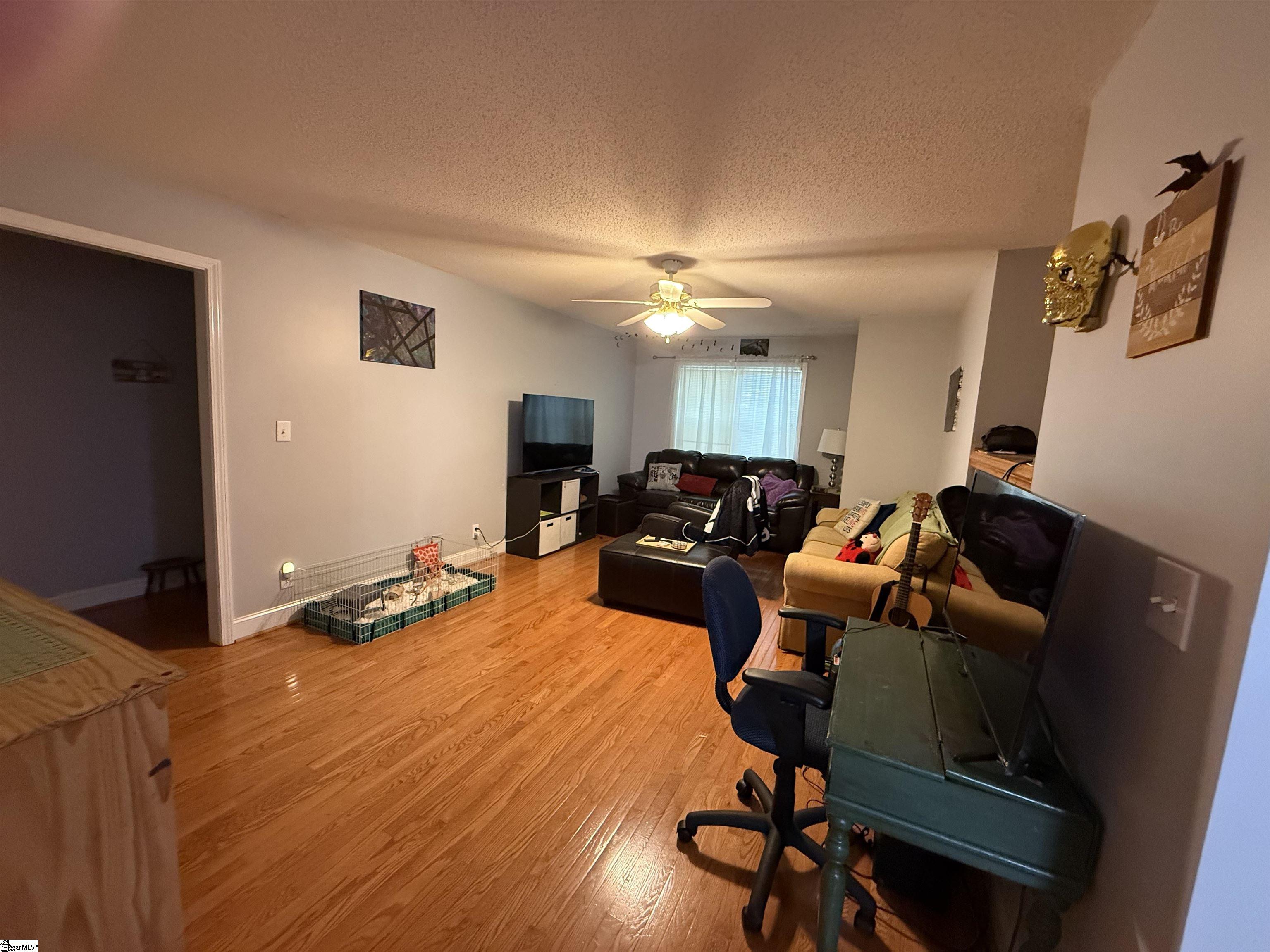 211 Wildwood Drive Property Photo 14