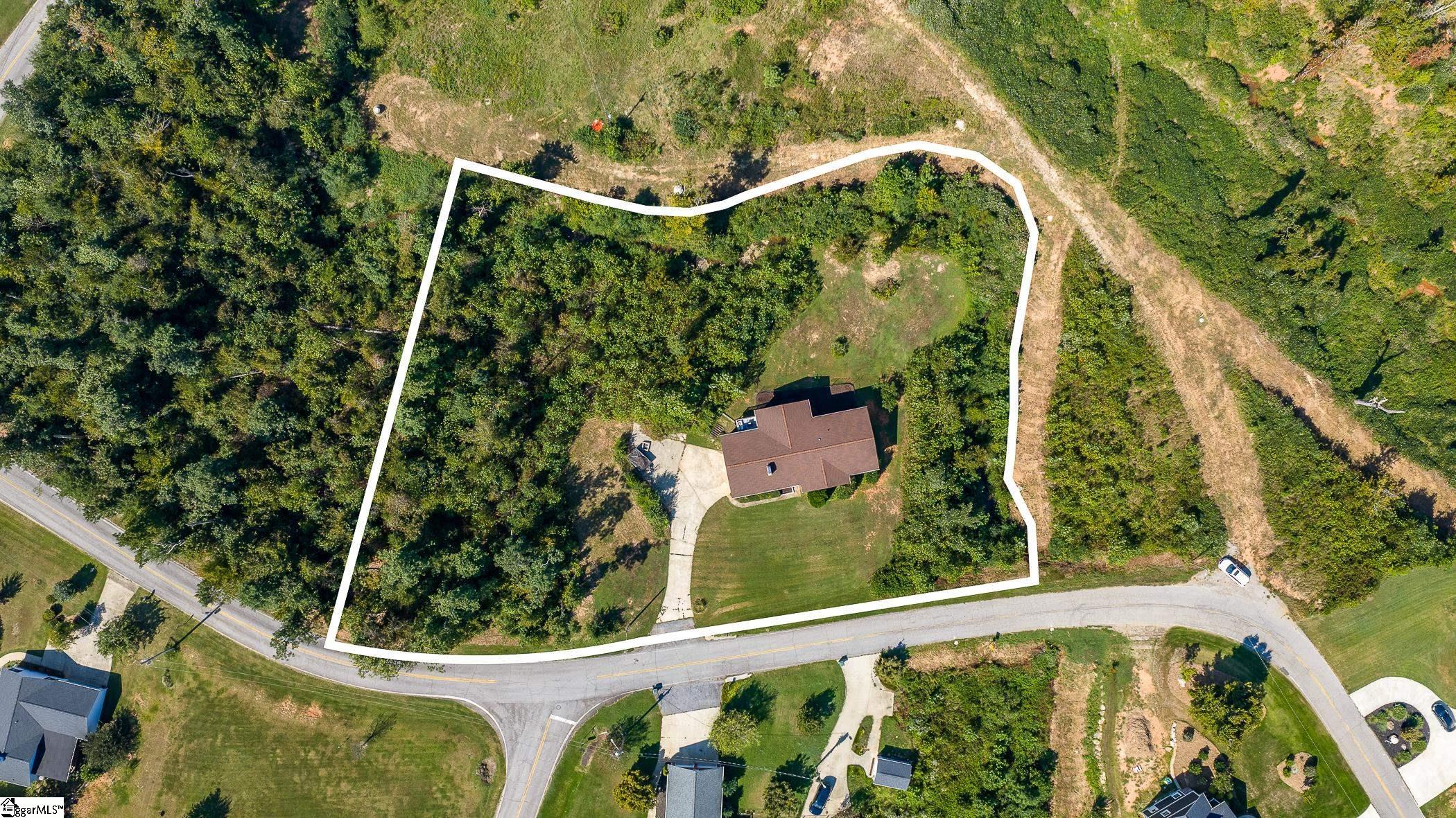 201 And Lot 7 Leila Street Property Photo 4