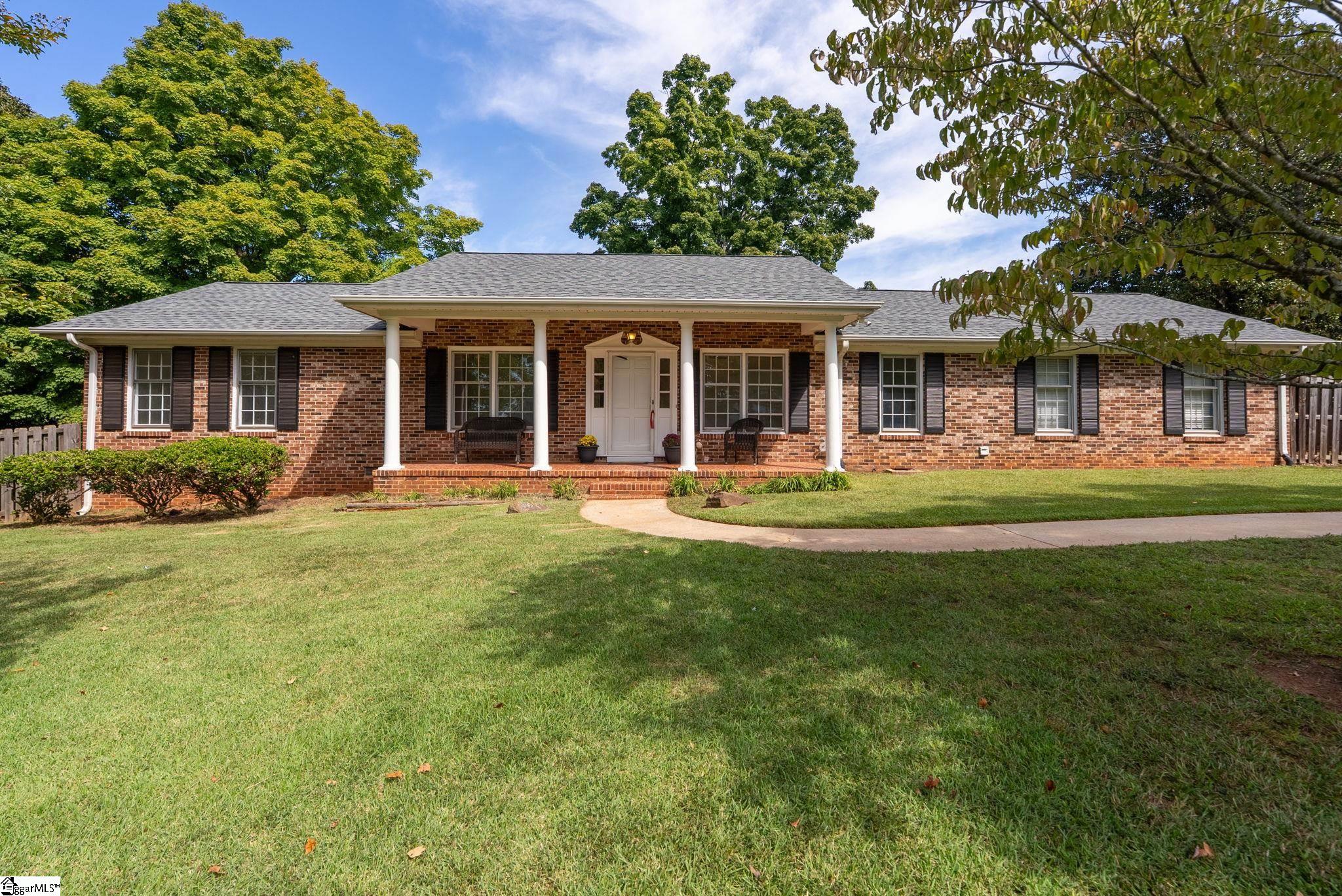 280 Henderson Road Property Photo 1