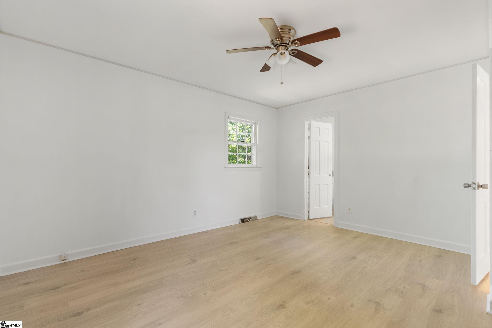 280 Henderson Road Property Photo 14