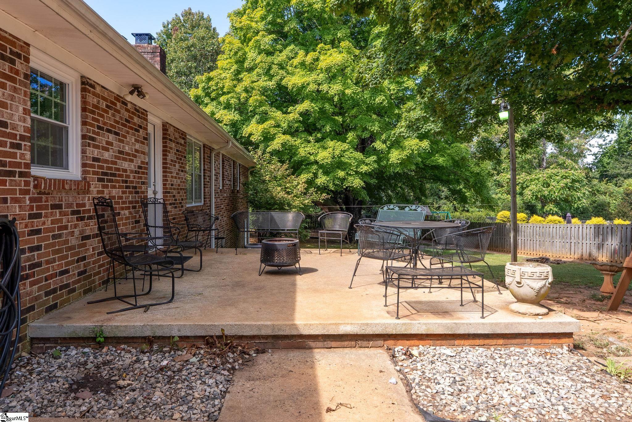 280 Henderson Road Property Photo 35