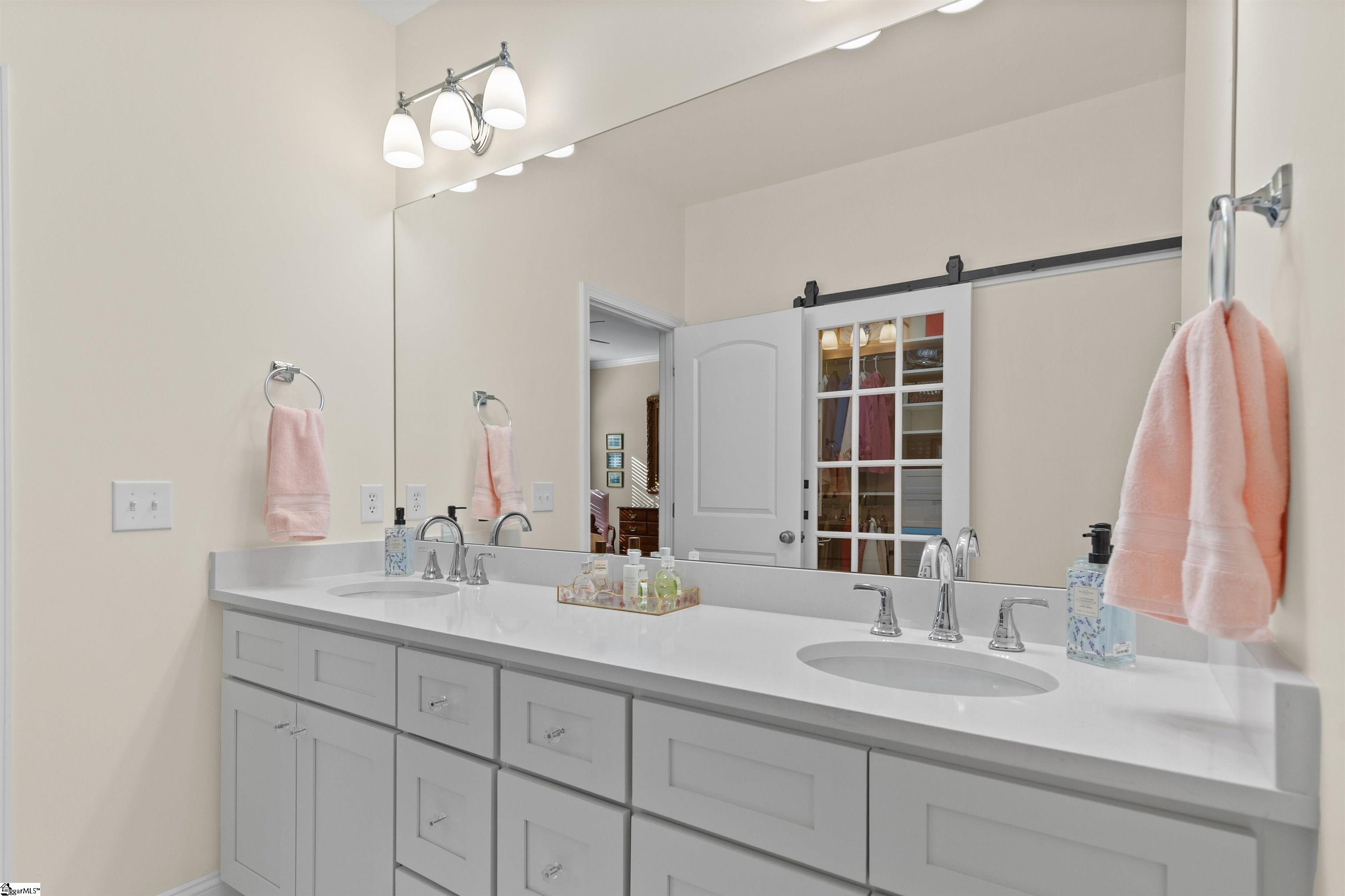 19 Carex Court Property Photo 17