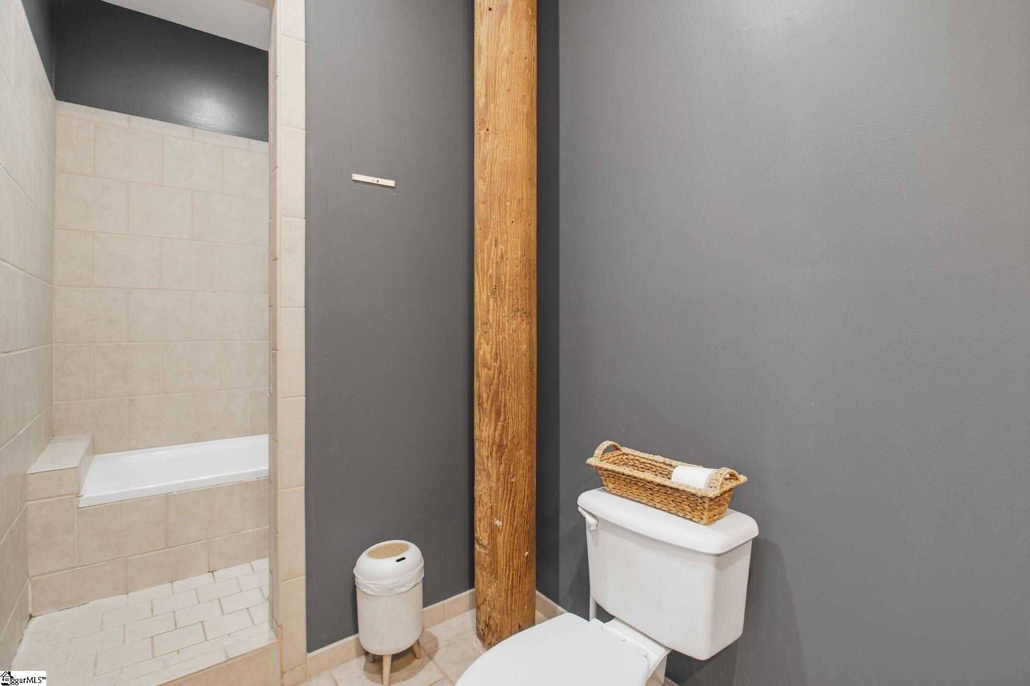 400 Mills Unit 225 Avenue Property Photo 33