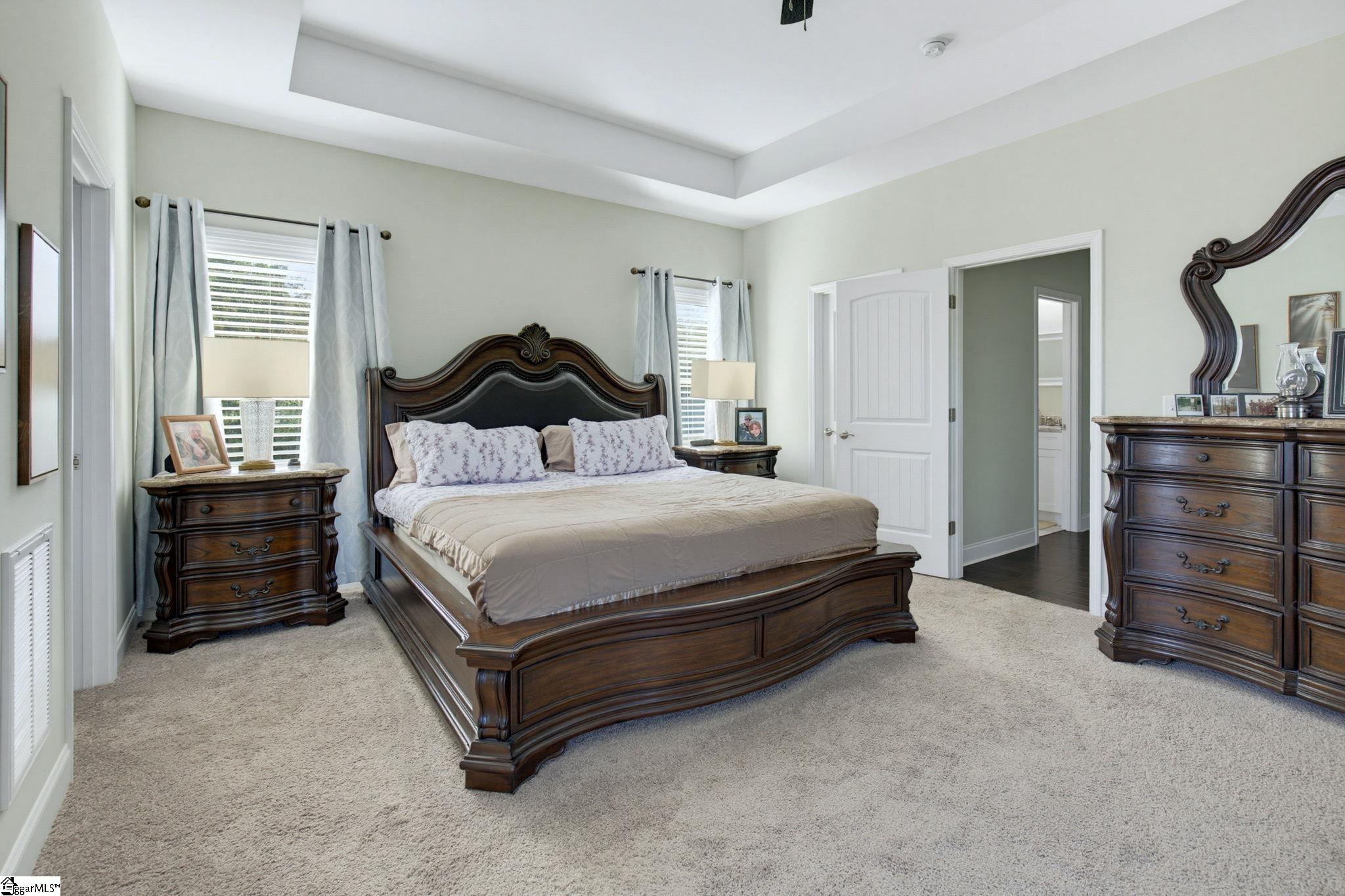 1054 Westminster Highway Property Photo 11